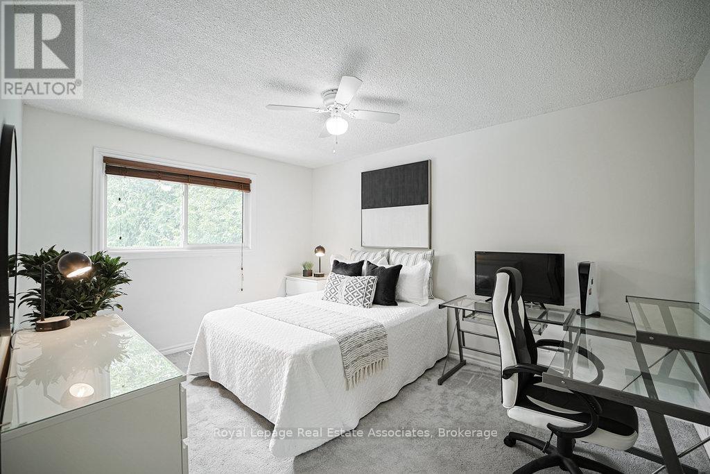 3143 Michael Crescent, Burlington, Ontario  L7M 1V3 - Photo 20 - W12249270