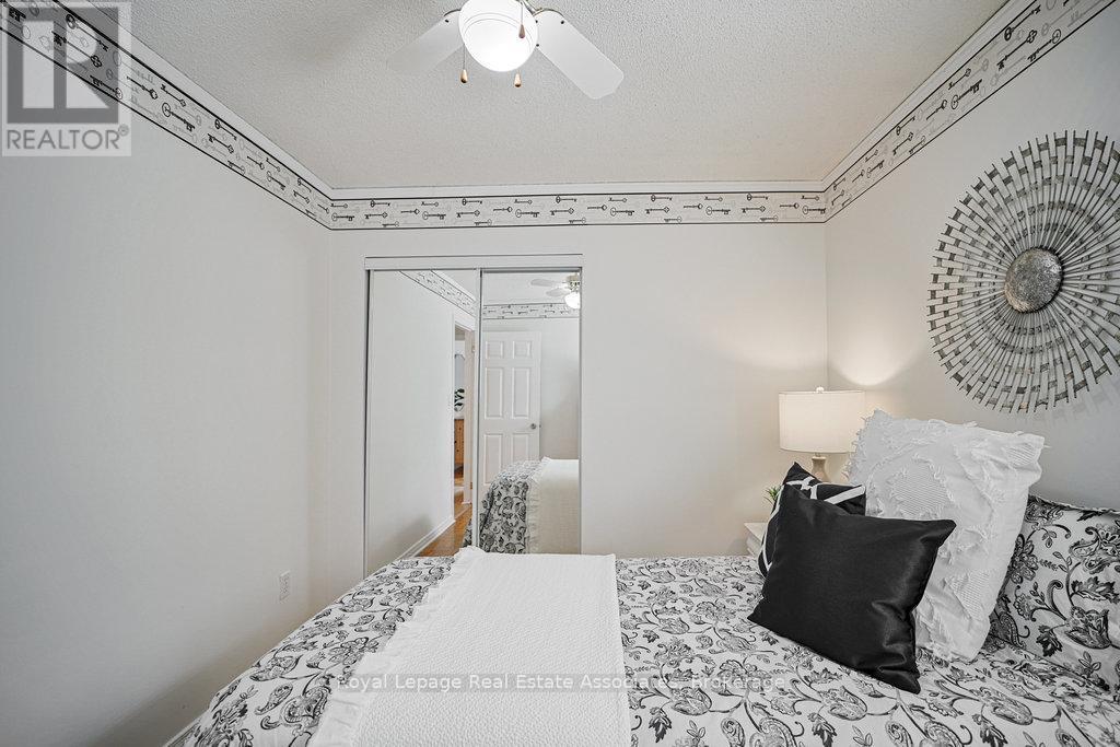 3143 Michael Crescent, Burlington, Ontario  L7M 1V3 - Photo 23 - W12249270