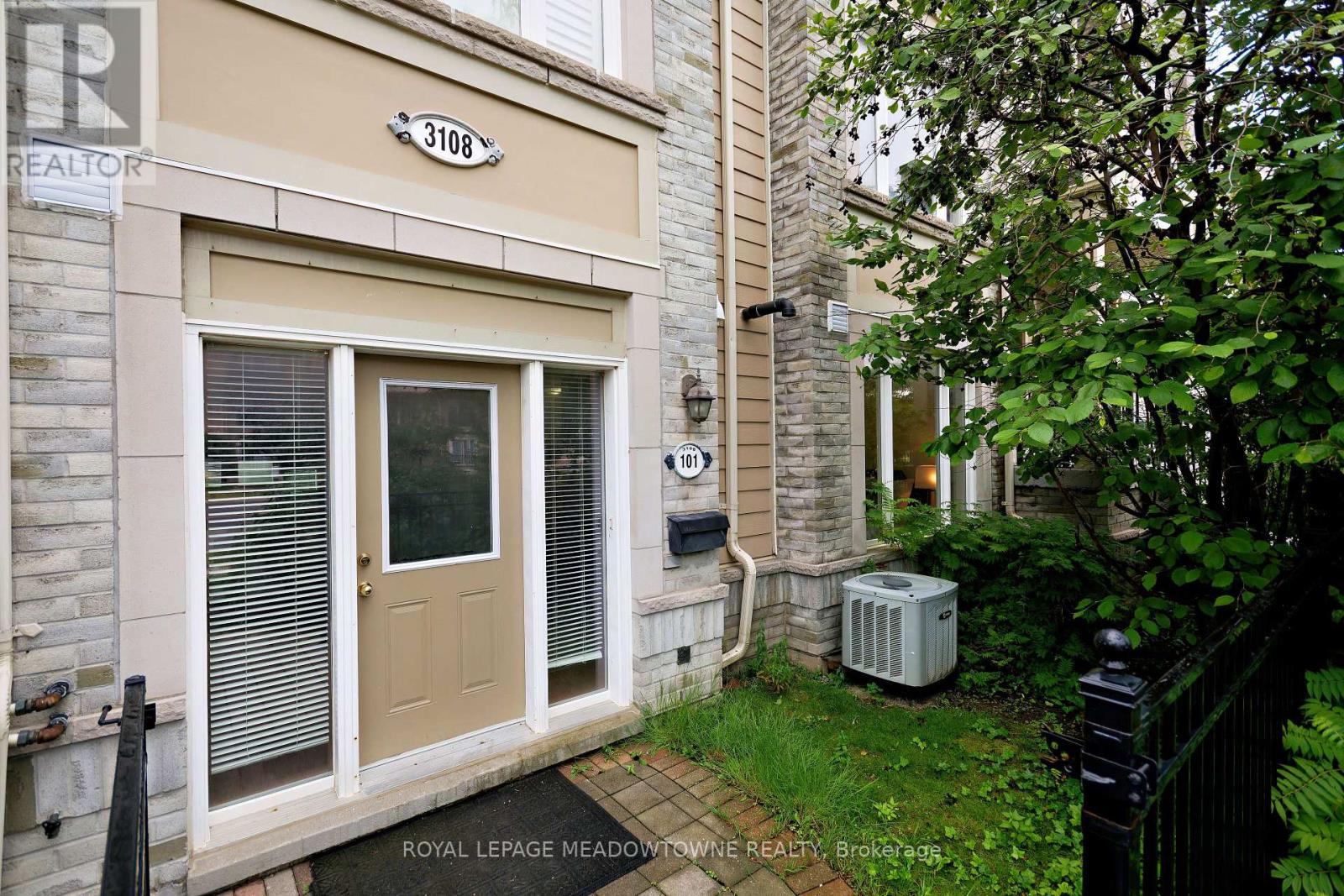 Property at 101 - 3108 EGLINTON AVENUE W image 5