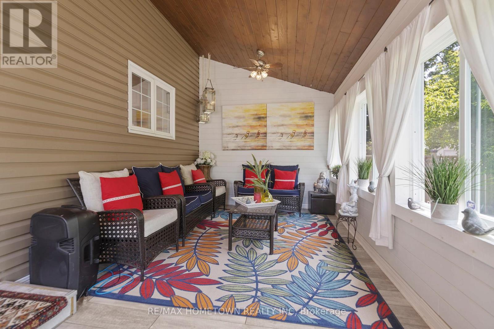 1020 Crestwood Drive, Brockville, Ontario  K6V 7N1 - Photo 18 - X12249440