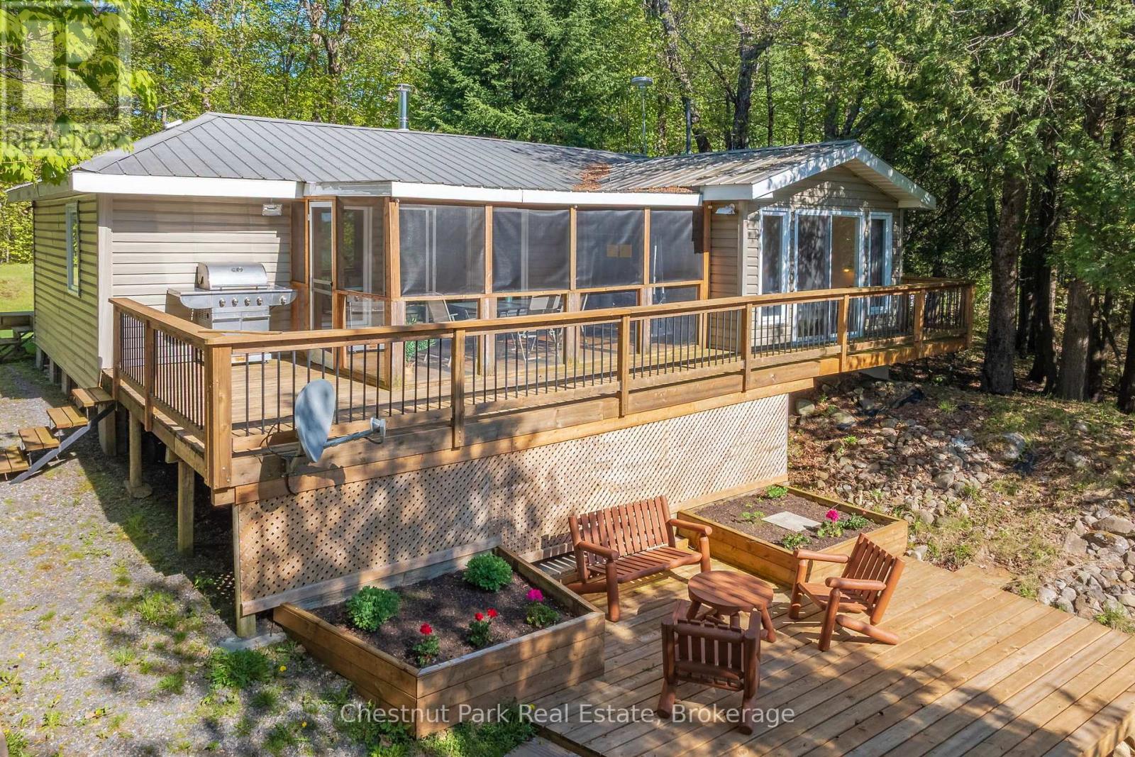 340 Skyline Drive, Armour, Ontario  P0A 1J0 - Photo 7 - X12249434