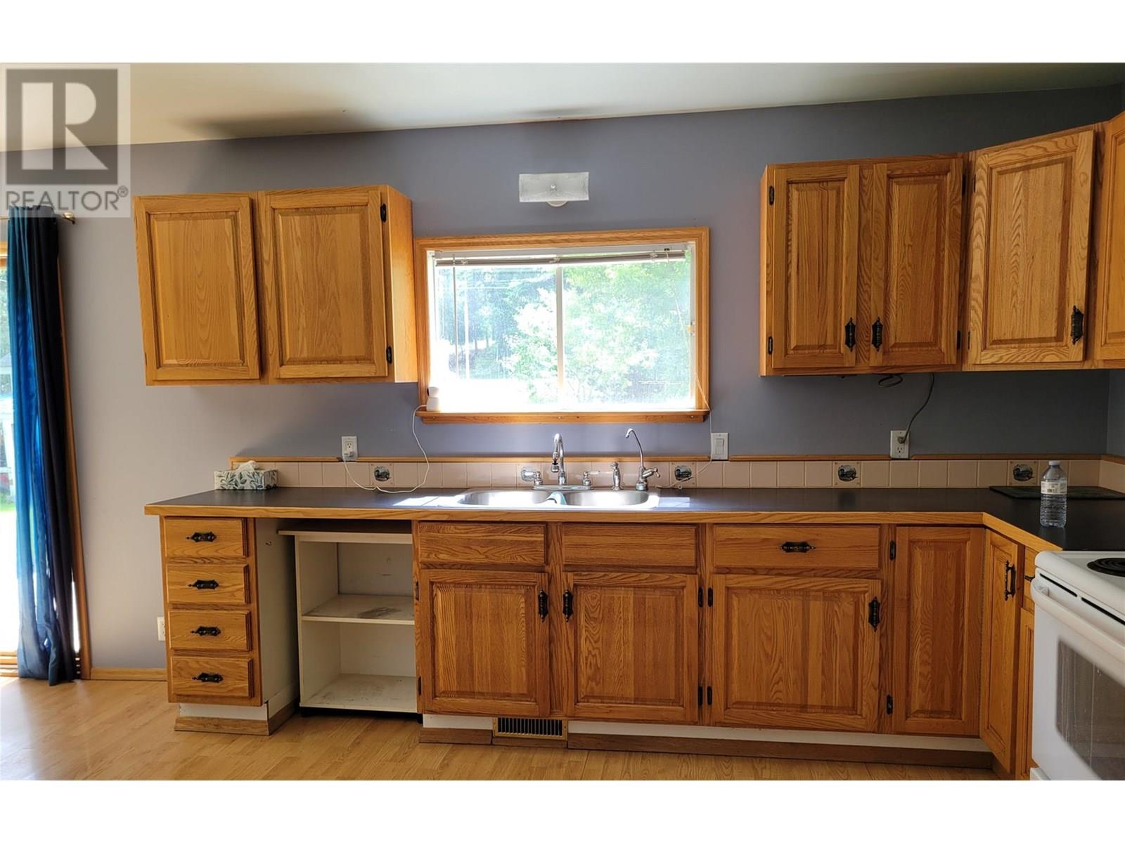 6780 Mead Road, Jaffray, British Columbia  V0B 1T0 - Photo 18 - 10353744