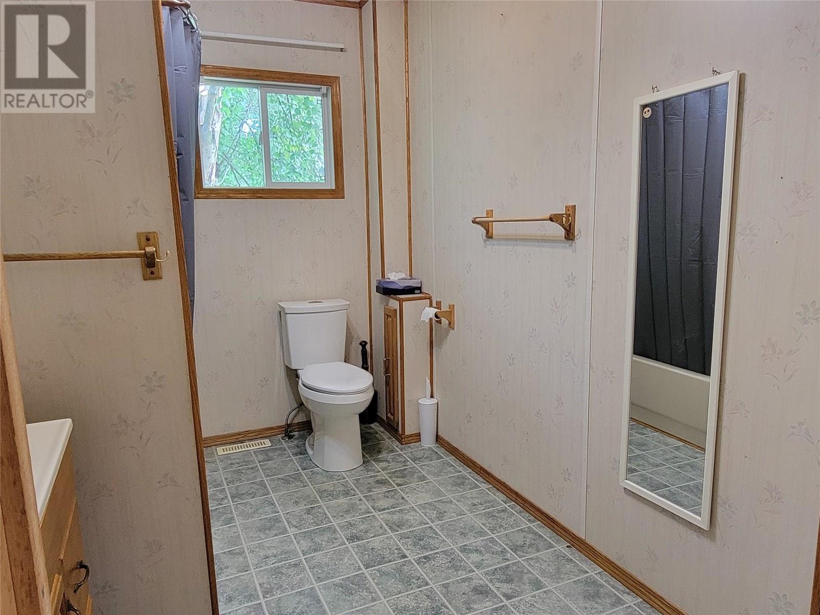 6780 Mead Road, Jaffray, British Columbia  V0B 1T0 - Photo 24 - 10353744