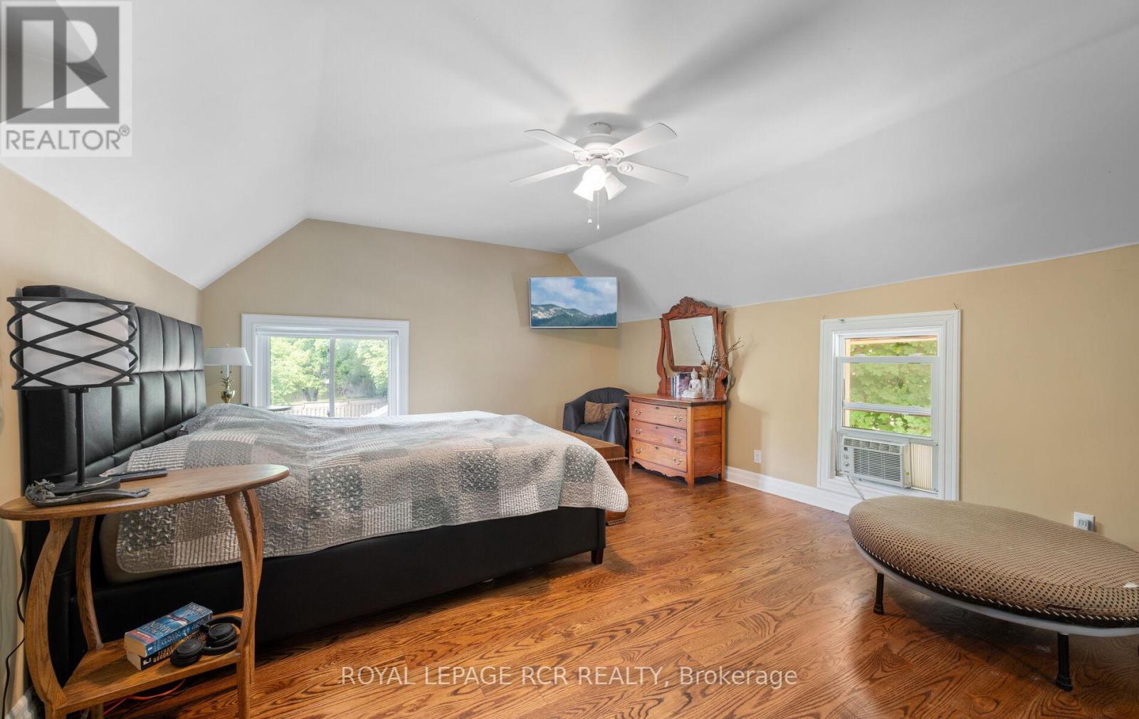 20 Main Street N, East Luther Grand Valley, Ontario  L9W 5S7 - Photo 28 - X12249334