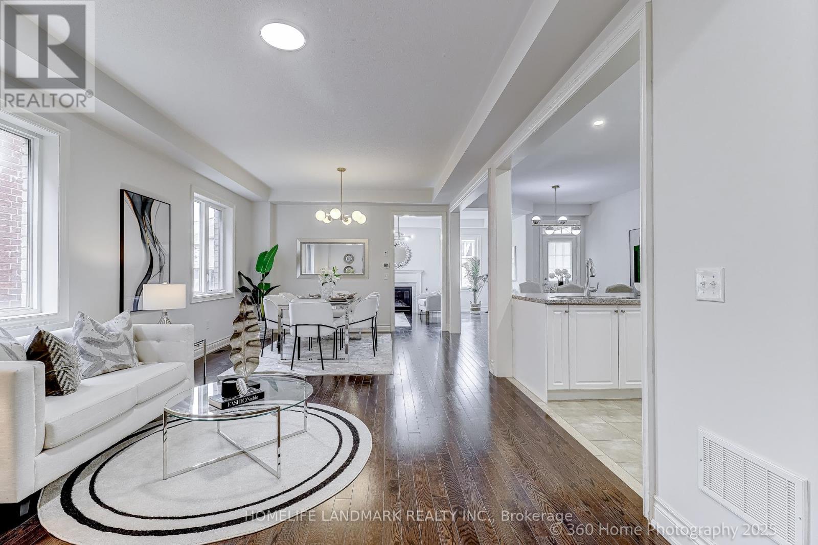 Property at 16 BEECHBOROUGH CRESCENT image 2