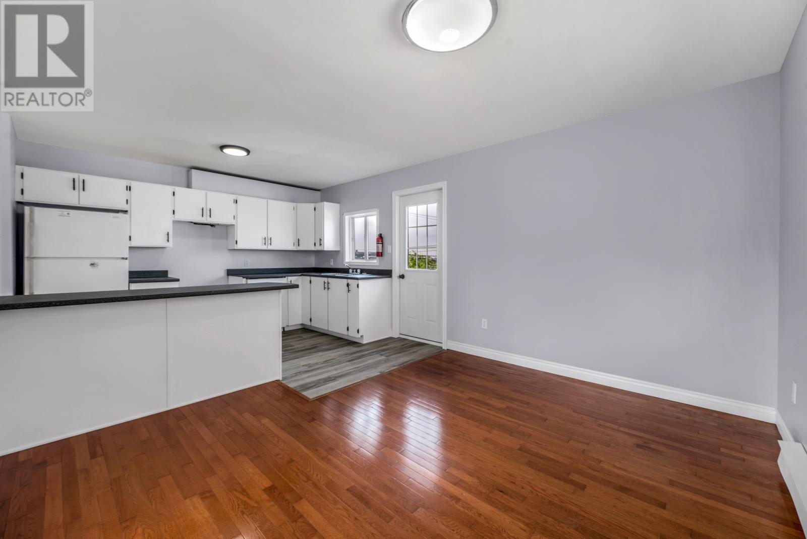 Property at 5 Frobisher Avenue image 5