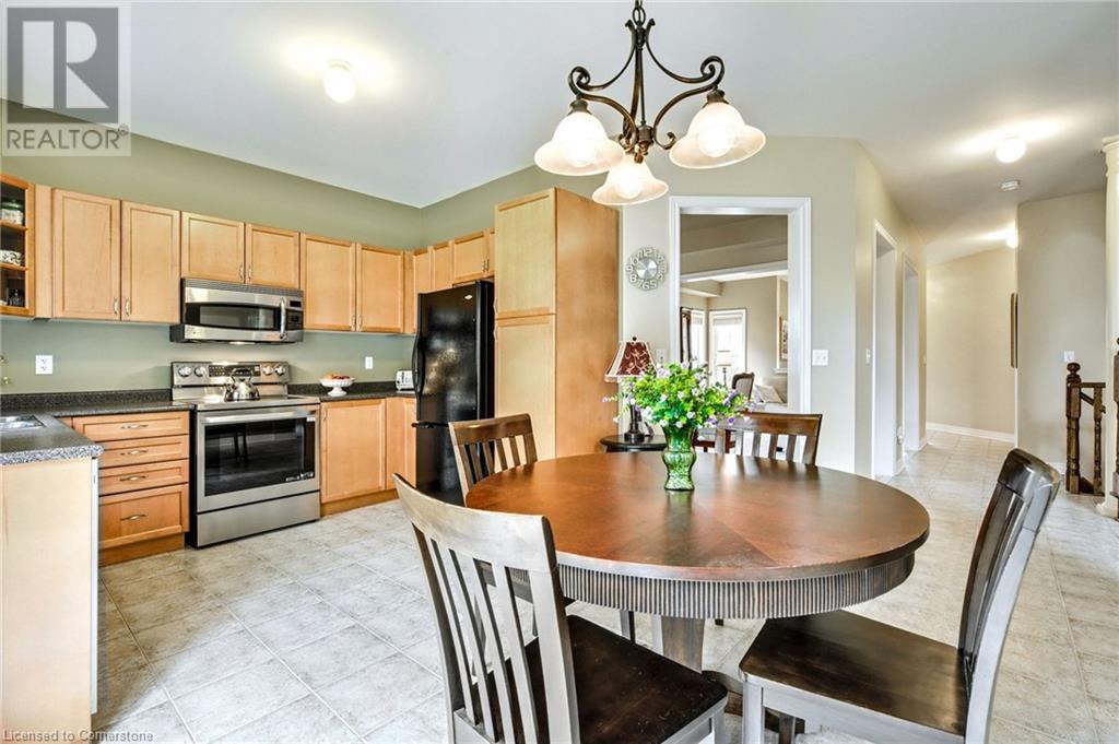 43 Woodlawn Court, Dundas, Ontario  L9H 7S2 - Photo 15 - 40745846