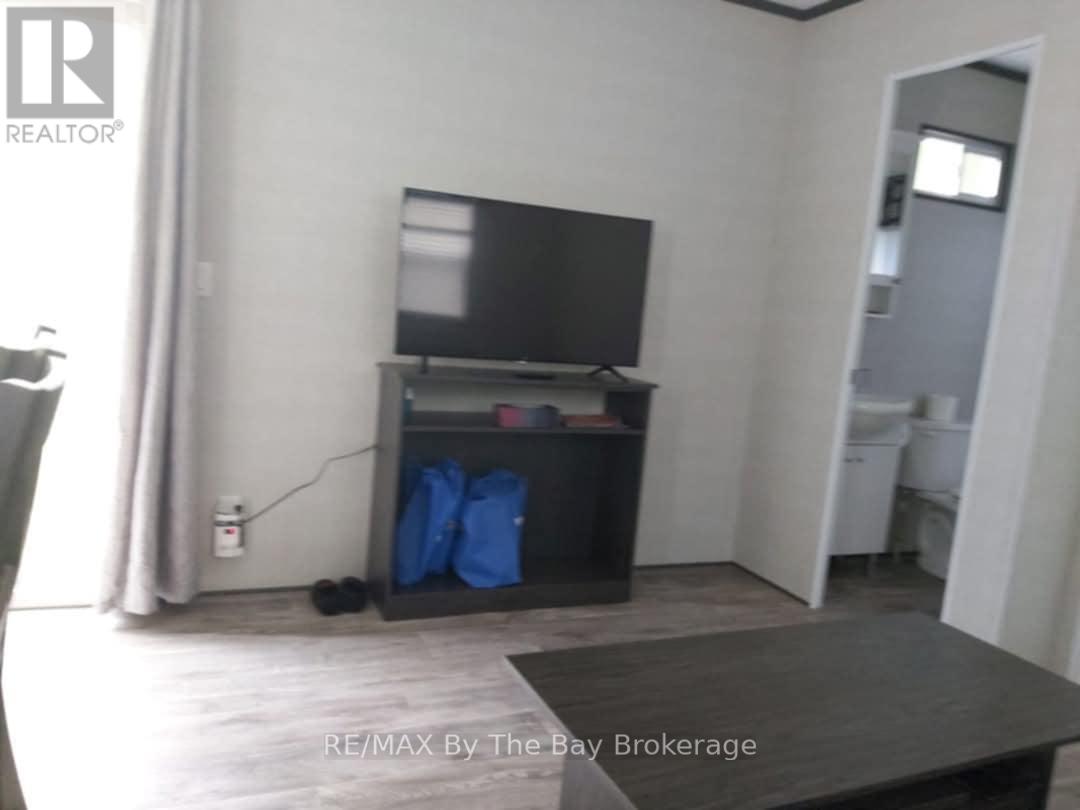 75 - 85 Theme Park Drive, Wasaga Beach, Ontario  L9Z 1X7 - Photo 14 - S12039576