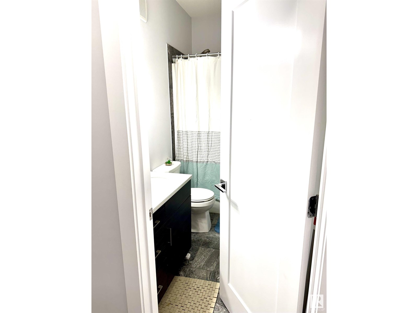 #8 14715 125 St Nw, Edmonton, Alberta  T5X 0G8 - Photo 10 - E4444672