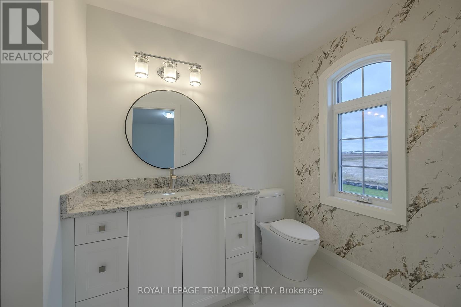 4038 Ayrshire Avenue, London South, Ontario  N6P 0H7 - Photo 28 - X12249551