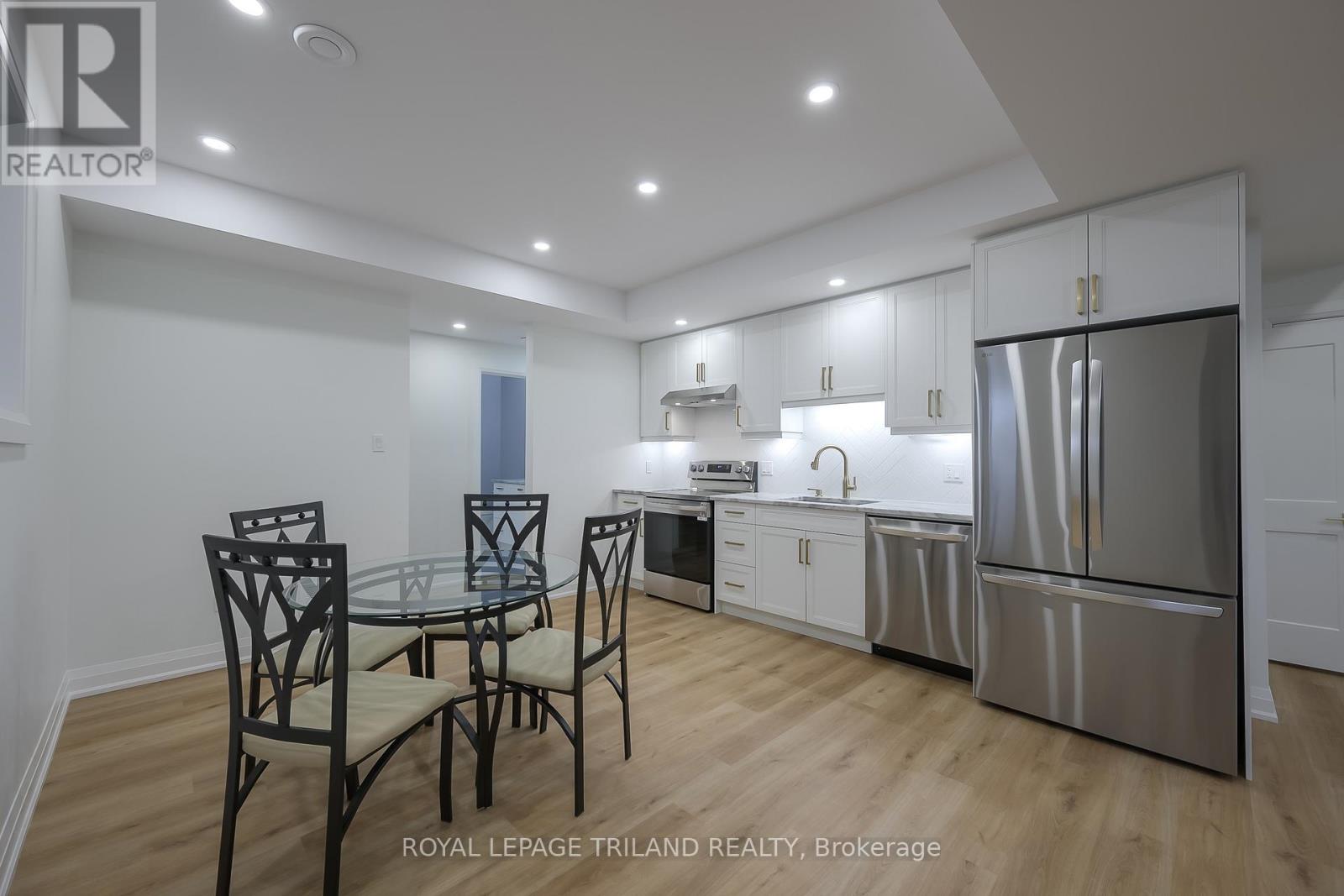 4038 Ayrshire Avenue, London South, Ontario  N6P 0H7 - Photo 33 - X12249551
