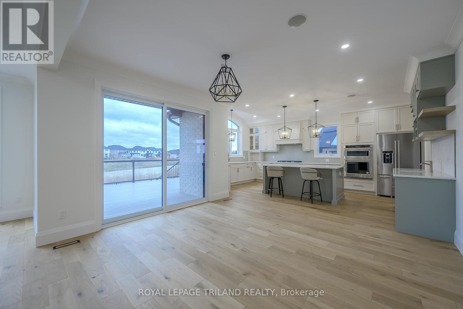 4038 Ayrshire Avenue, London South, Ontario  N6P 0H7 - Photo 9 - X12249551