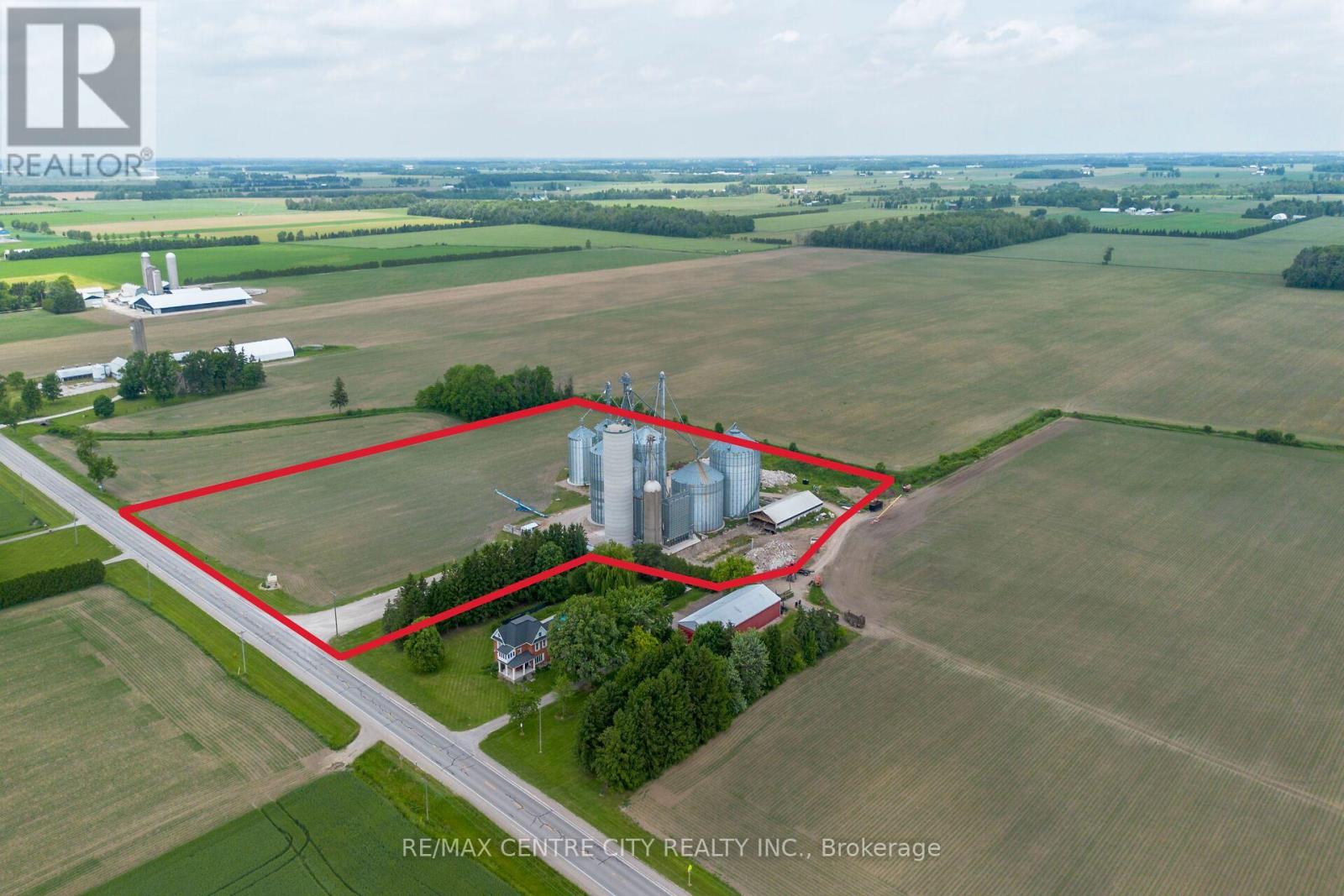 4430 Perth 20 Line, Perth South, Ontario  N0K 1V0 - Photo 2 - X12249552