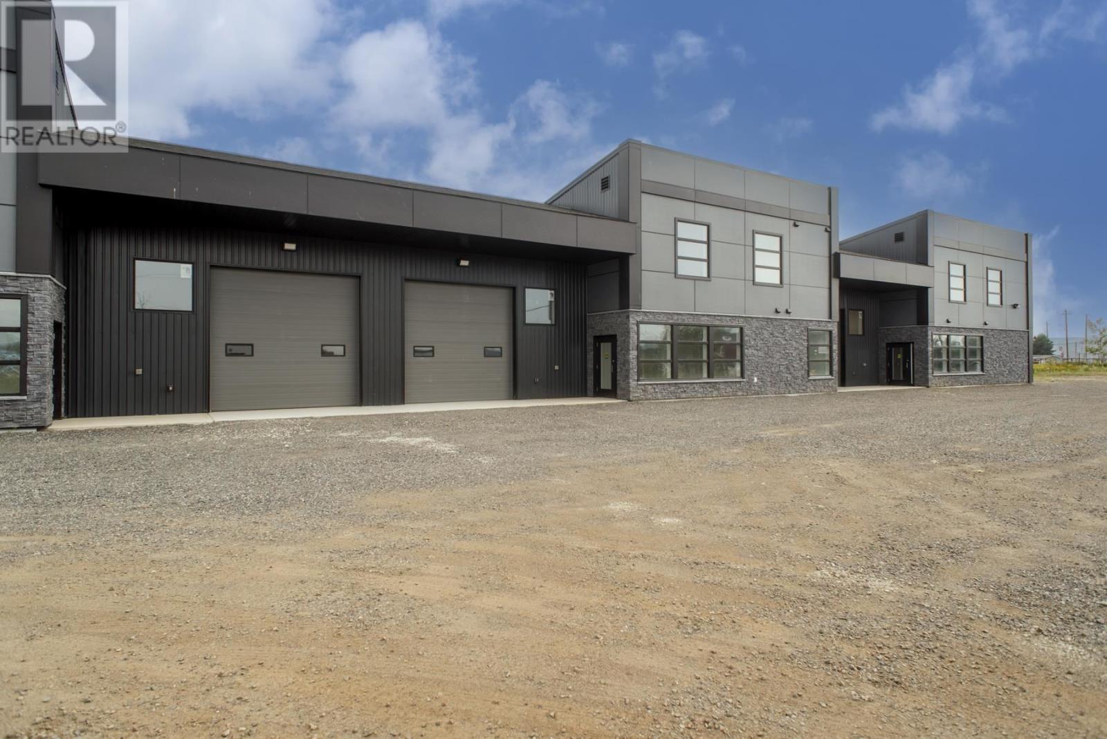 1163 Waterford St, Thunder Bay, Ontario P7B 5G1 - Photo 2 - TB242757