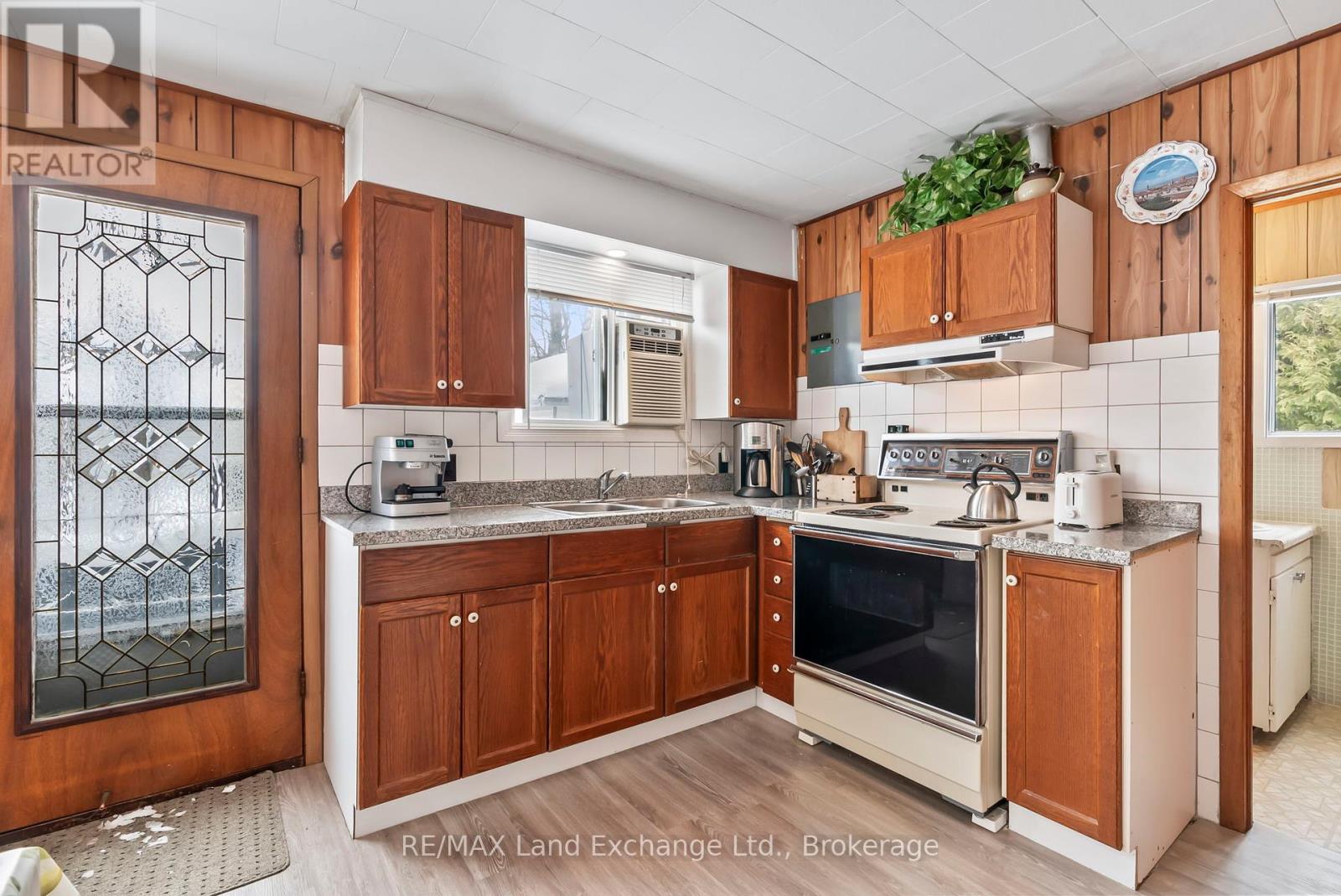 22 Southampton Parkway, South Bruce Peninsula, Ontario  N0H 2G0 - Photo 27 - X11945788