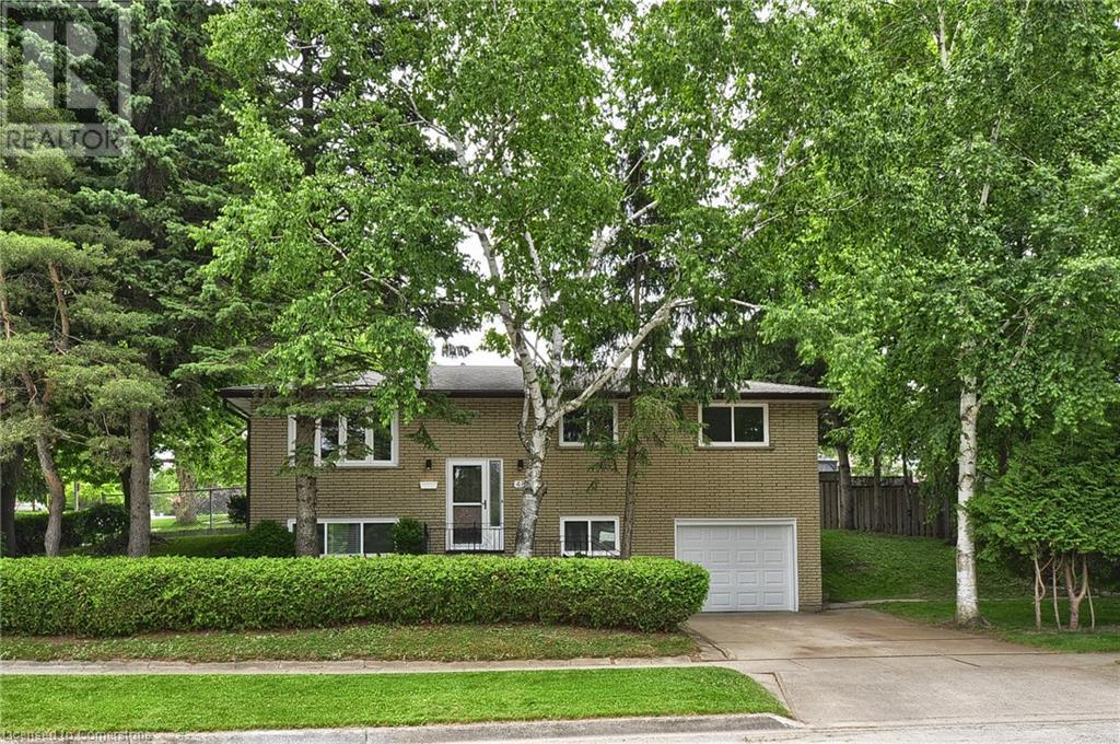 48 Mark Crescent, Cambridge, Ontario  N1S 4A3 - Photo 1 - 40745143