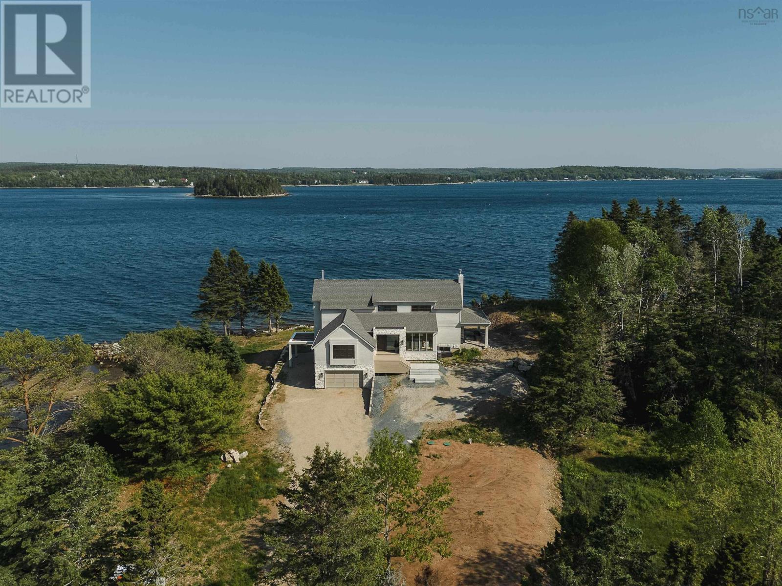7026 St Margarets Bay Road, Boutiliers Point, Nova Scotia  B3Z 1W1 - Photo 1 - 202515935
