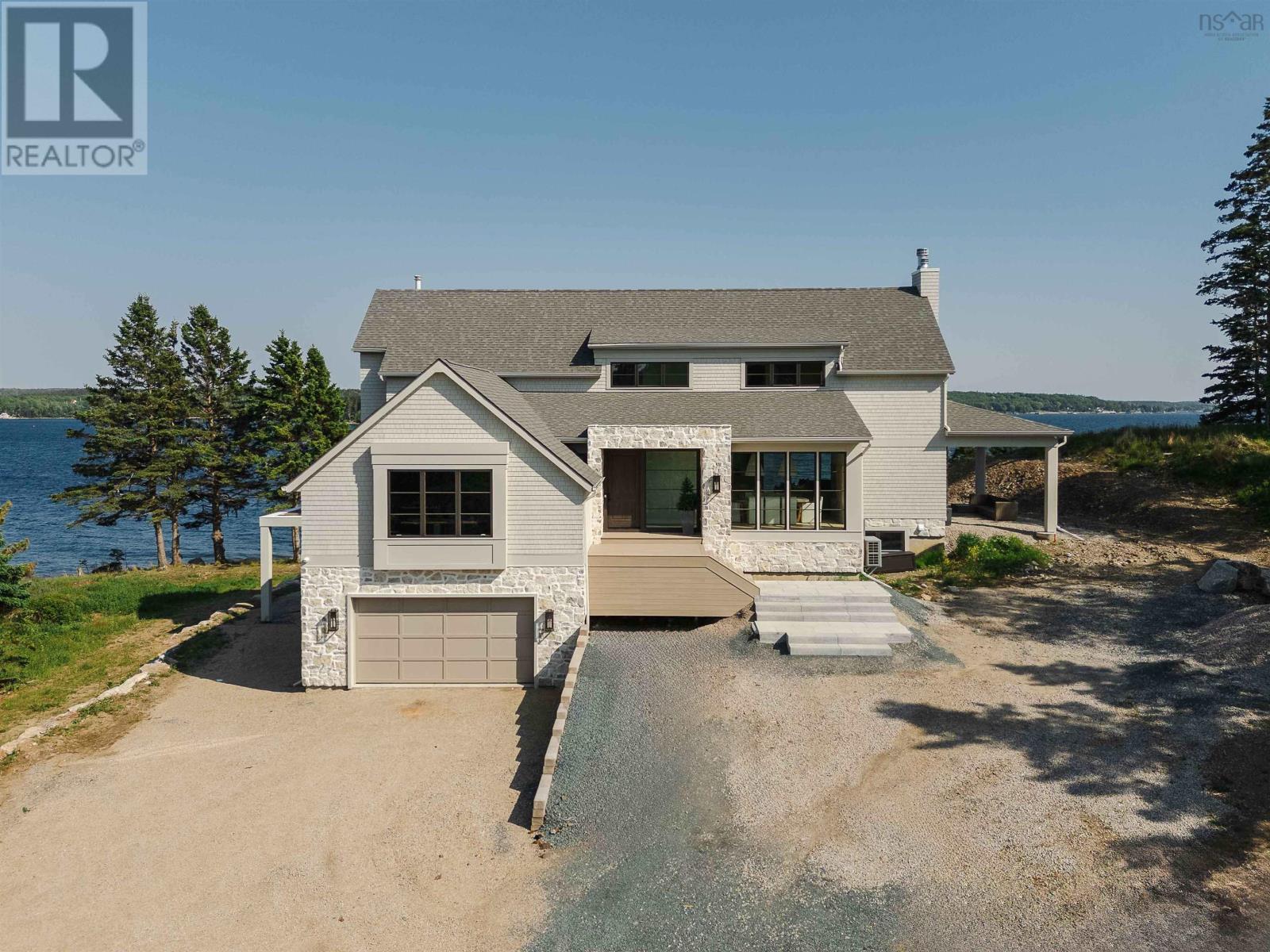 7026 St Margarets Bay Road, Boutiliers Point, Nova Scotia  B3Z 1W1 - Photo 5 - 202515935