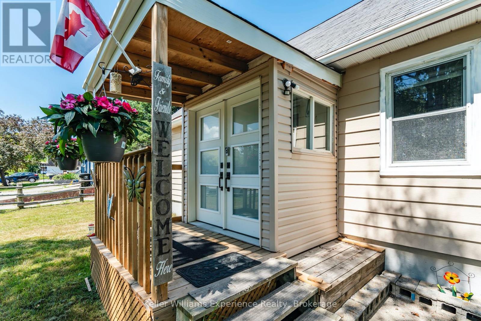 2849 Old Fort Road, Tay, Ontario  L4R 4K3 - Photo 4 - S12249610