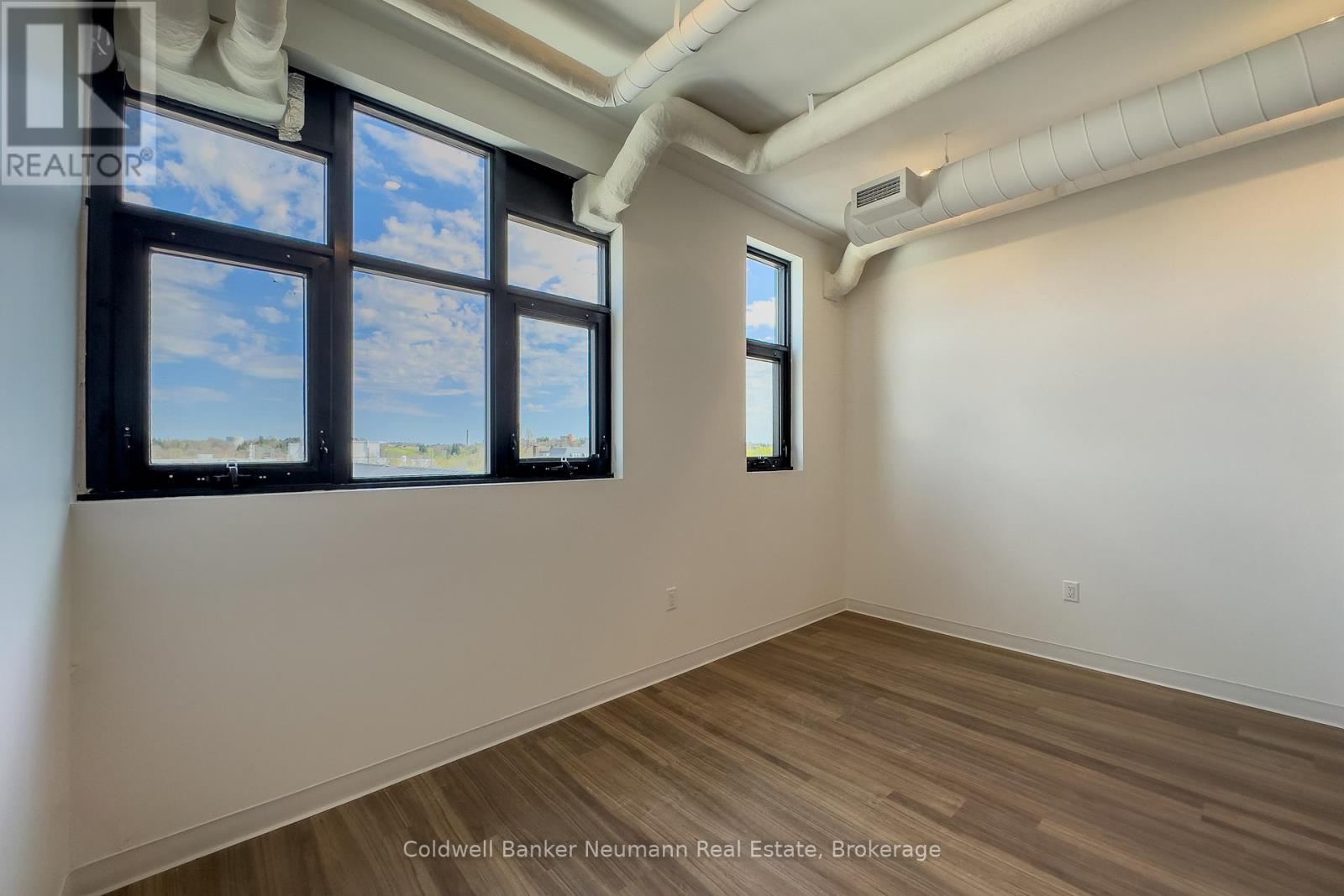 504 - 120 Huron Street, Guelph, Ontario  N1E 0T8 - Photo 5 - X12249470
