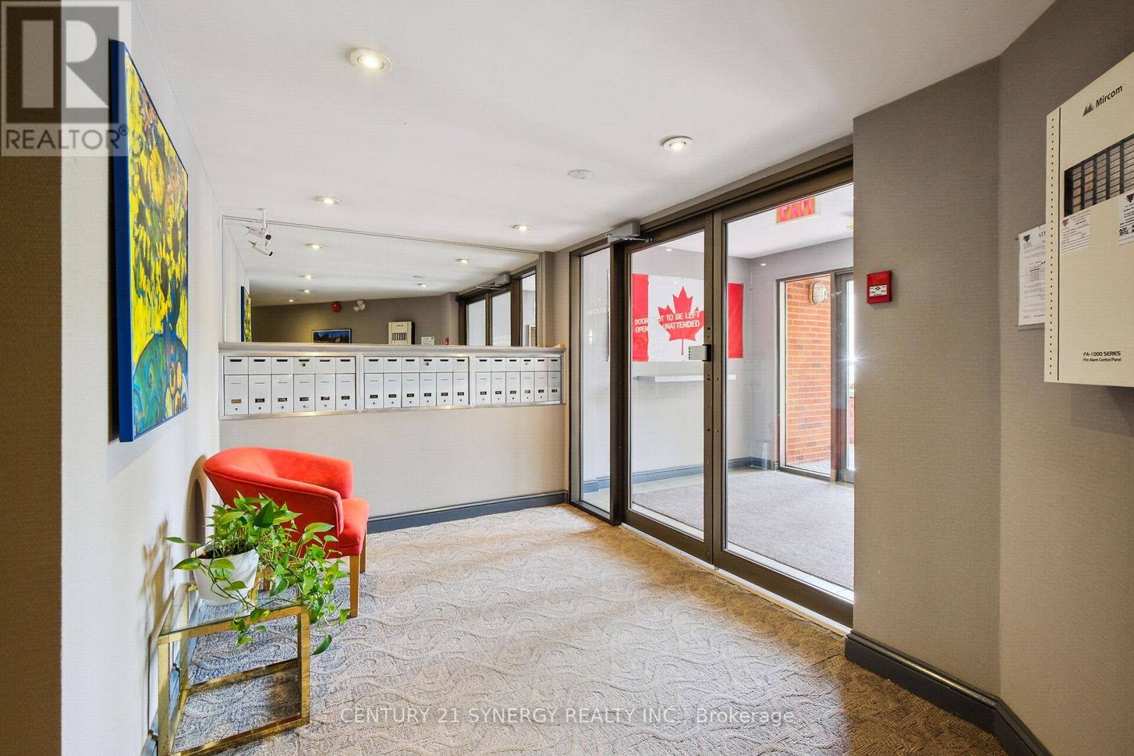 Property at 104 - 295 GILMOUR STREET image 3