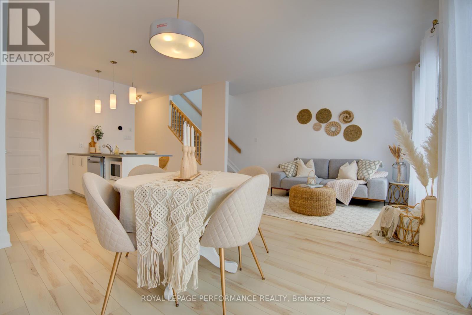 Th-152c Cypress Street, The Nation, Ontario  K0A 2M0 - Photo 13 - X12249558