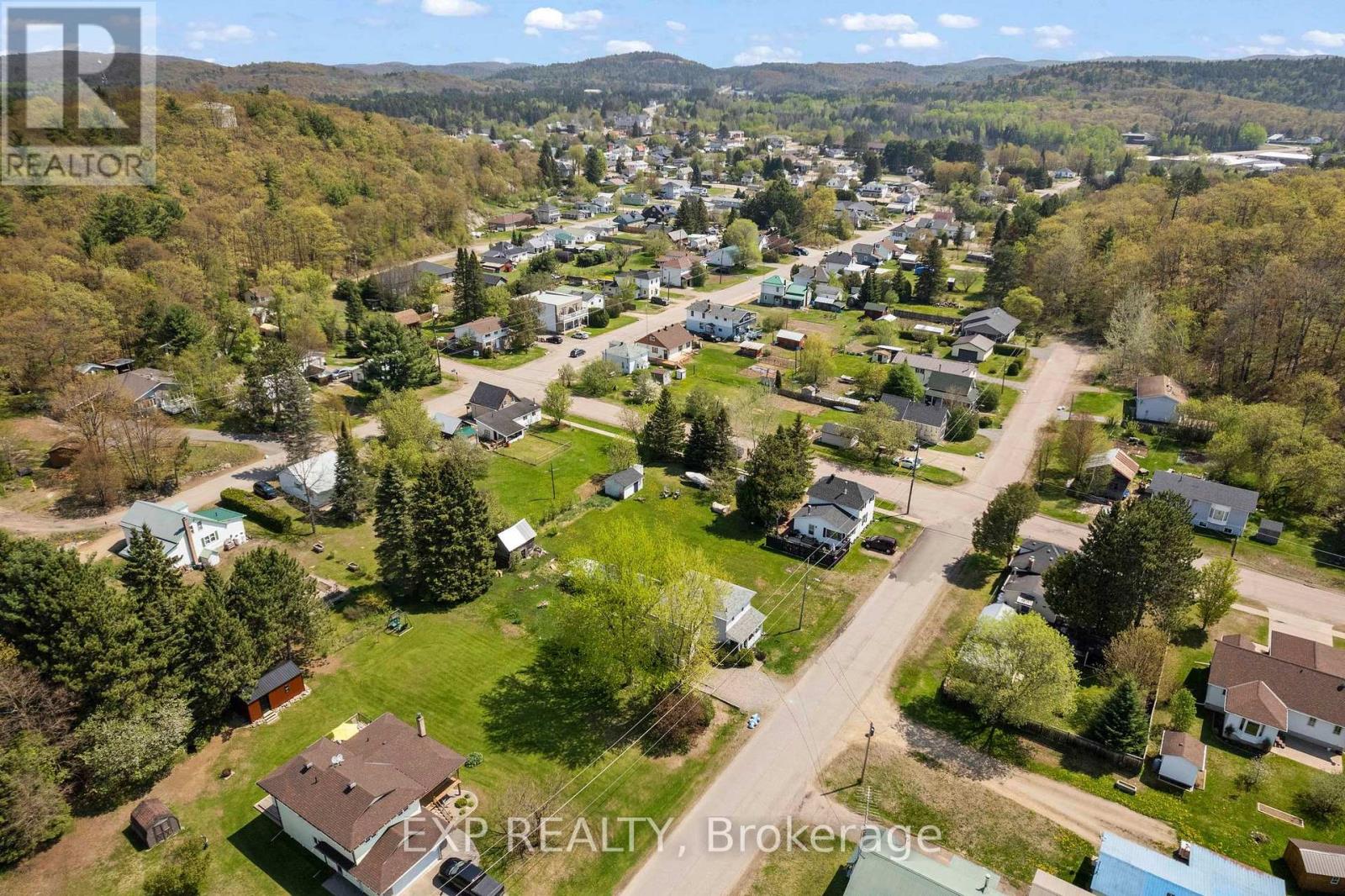00 Casey Street, Madawaska Valley, Ontario  K0J 1B0 - Photo 10 - X12249483