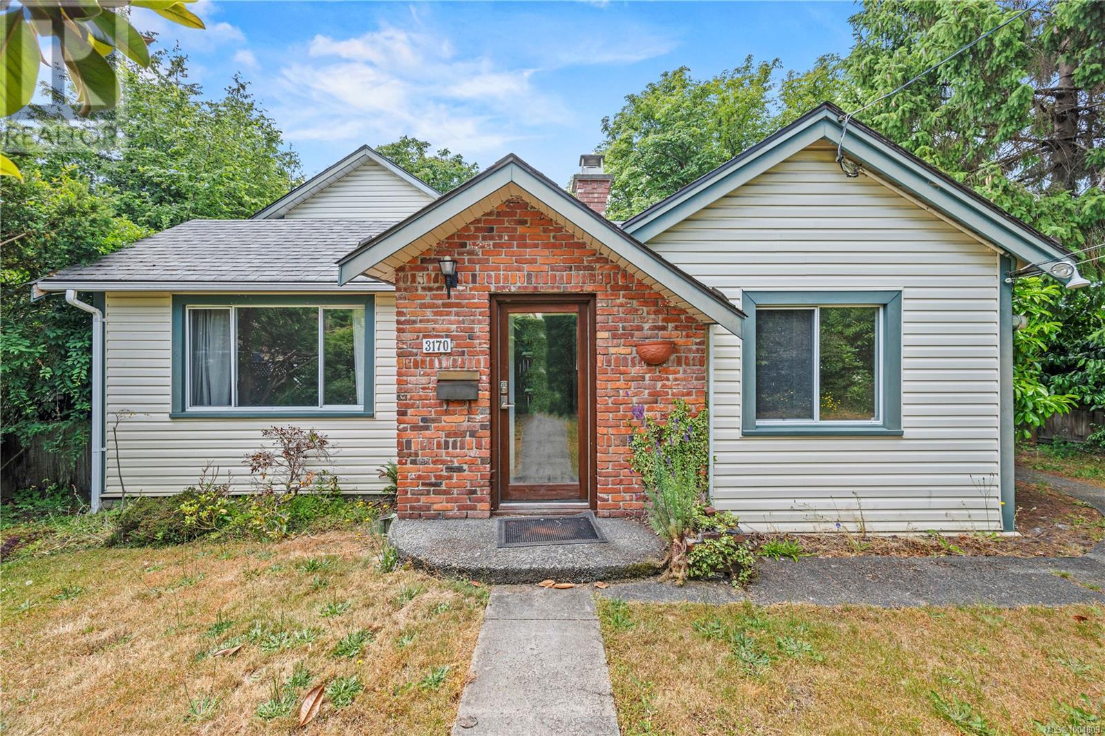 Property at 3170 Frechette St image 1
