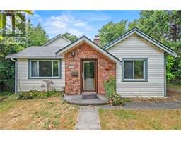 3170 Frechette St Camosun