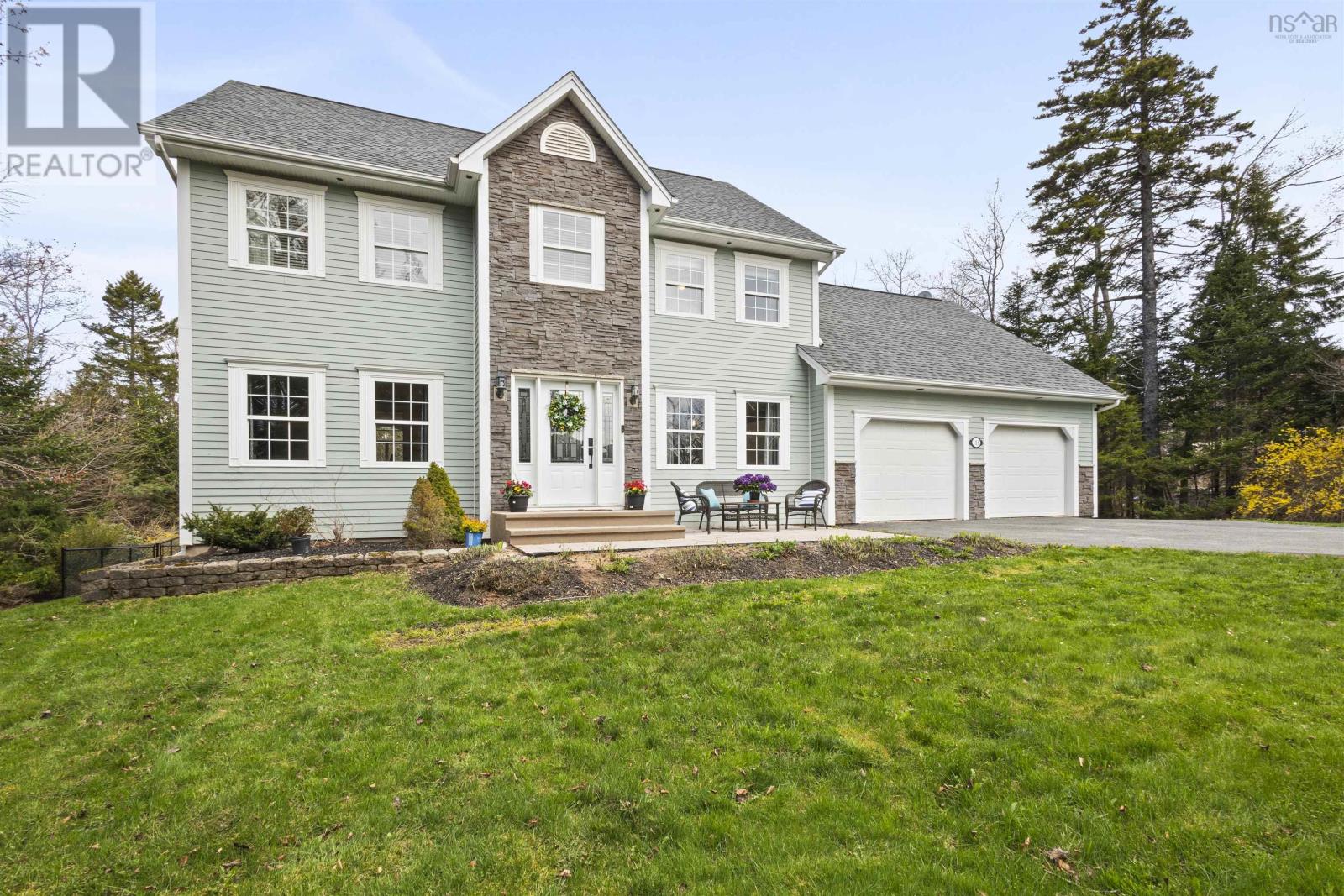 Property at 158 Skye Crescent image 1