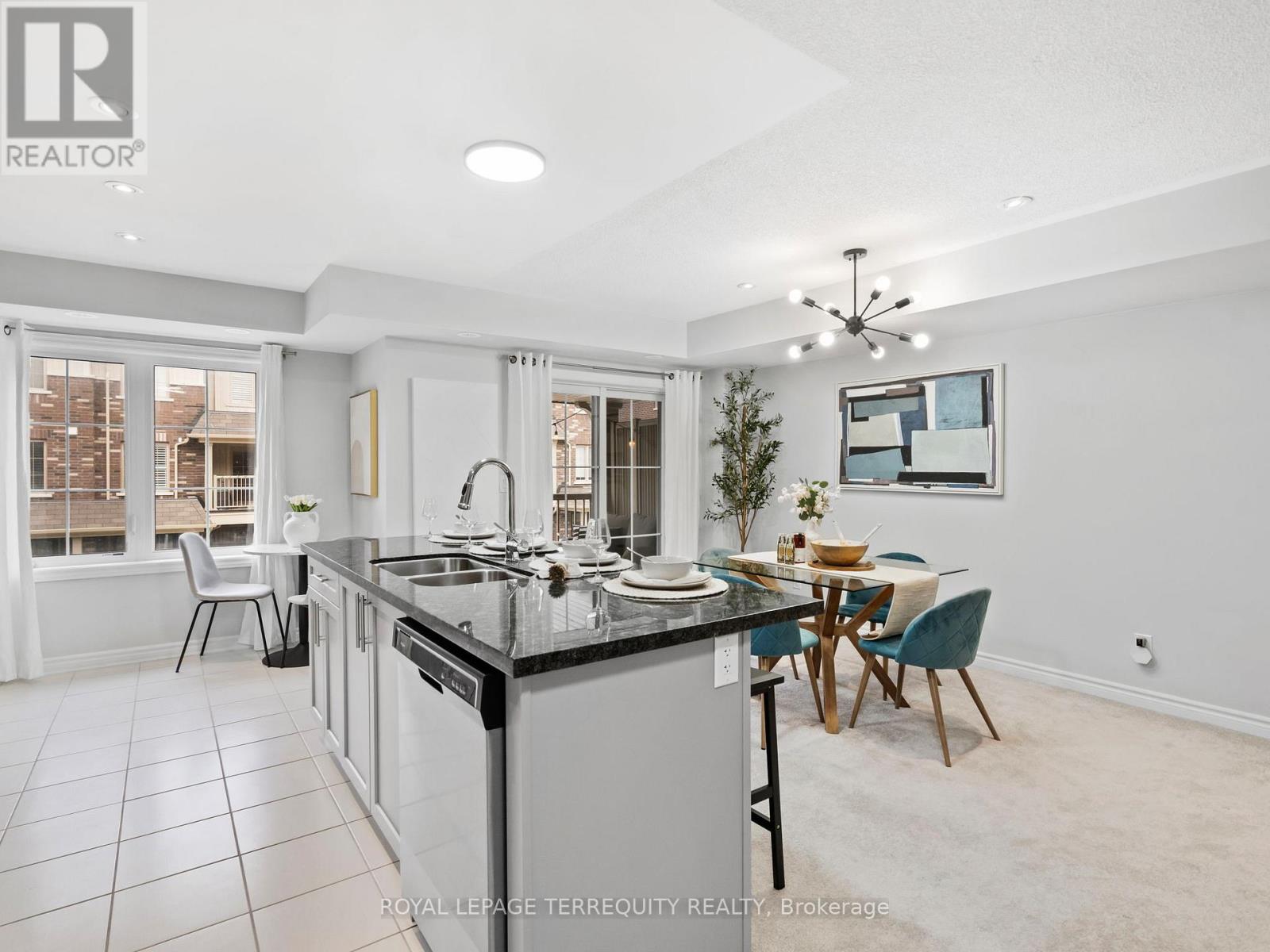 Property at 5 MAPPIN WAY image 4