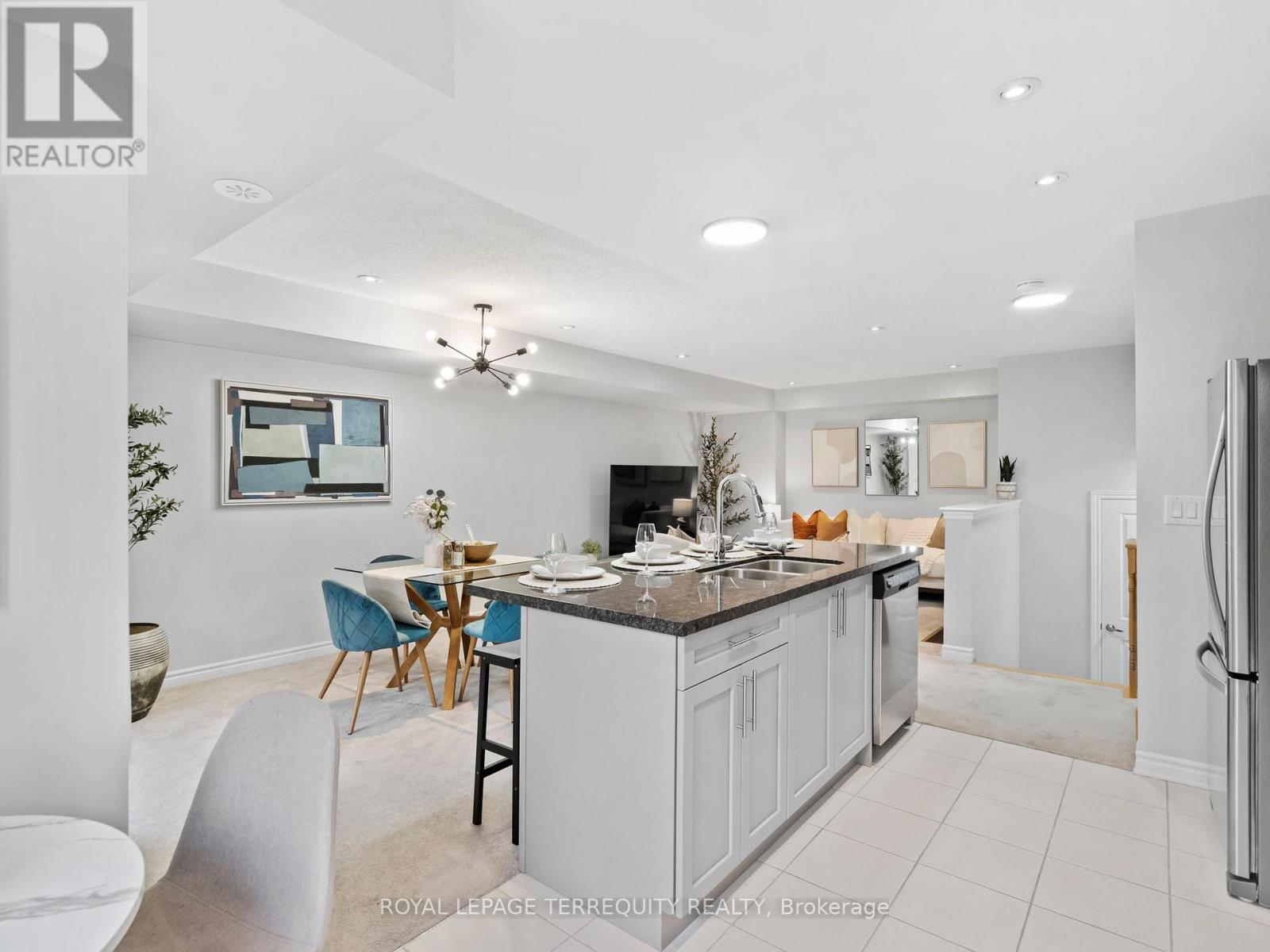 Property at 5 MAPPIN WAY image 5