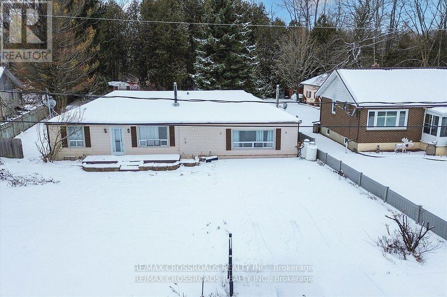 Property at 21654 WARDEN AVENUE image 4