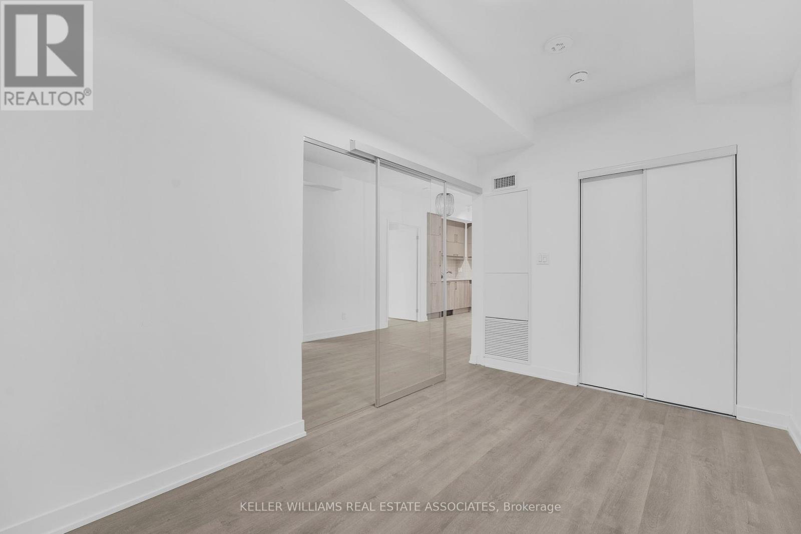 Property at 738 - 8119 BIRCHMOUNT ROAD image 5