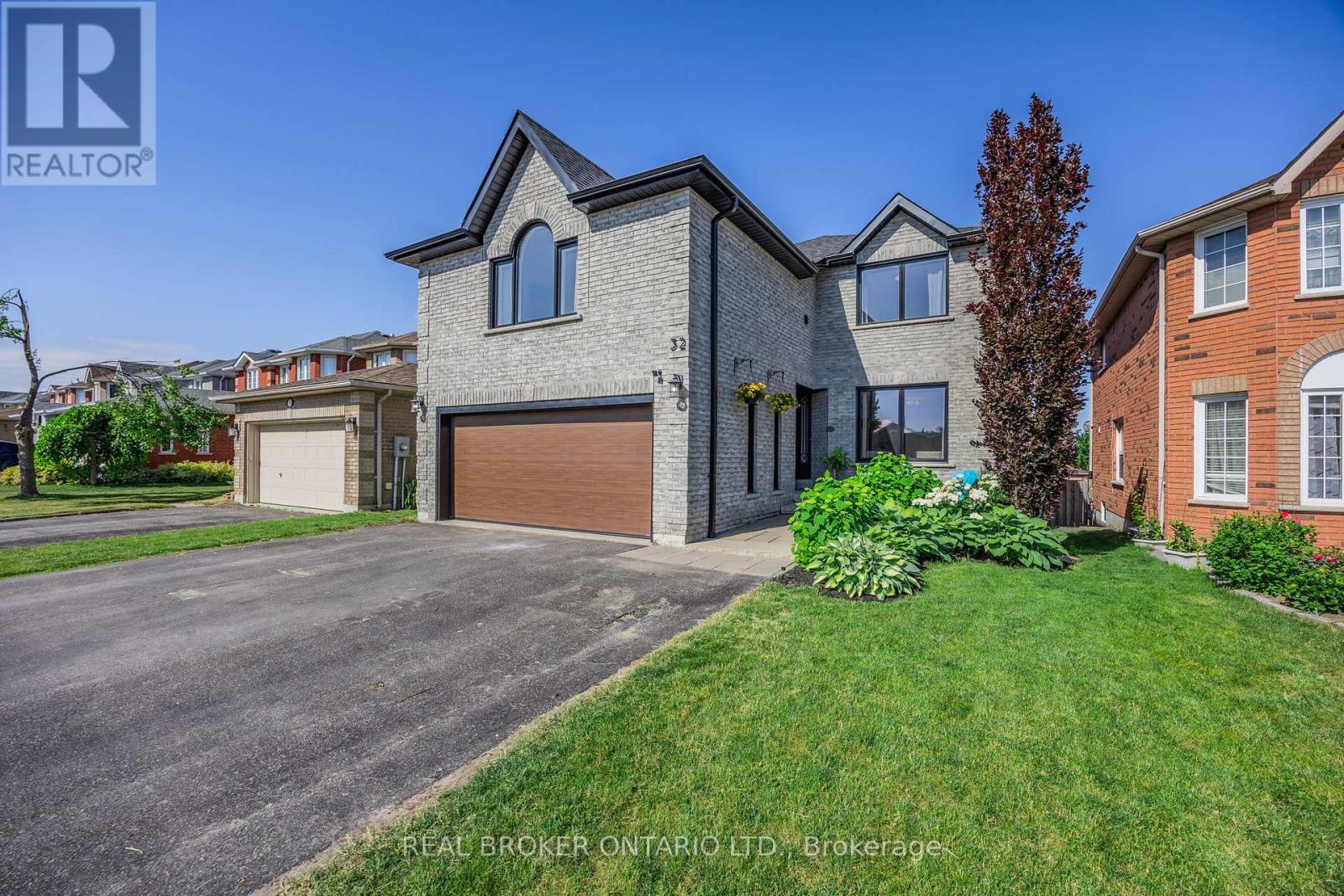 Property at 32 BLACK WILLOW DRIVE image 2