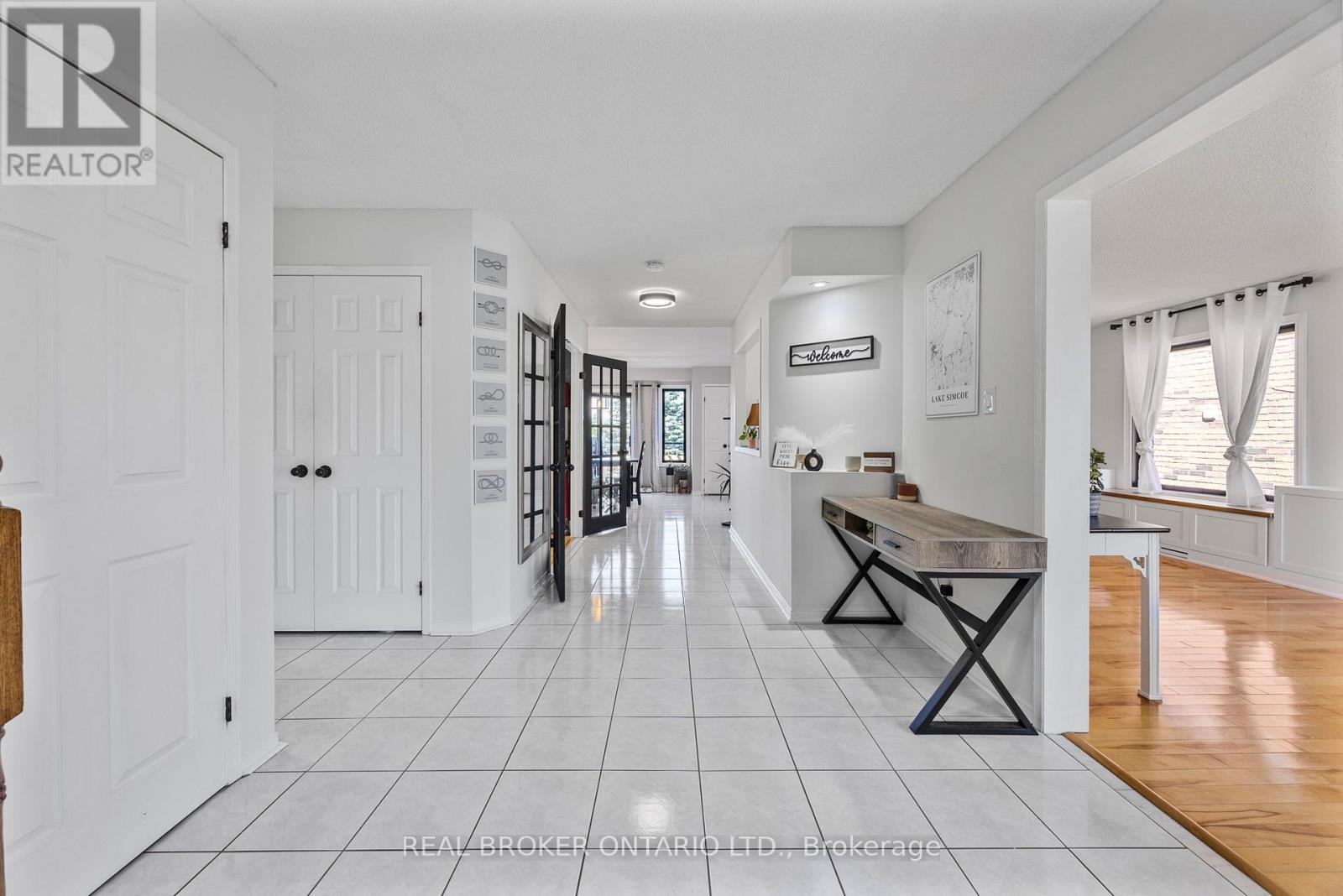 Property at 32 BLACK WILLOW DRIVE image 5