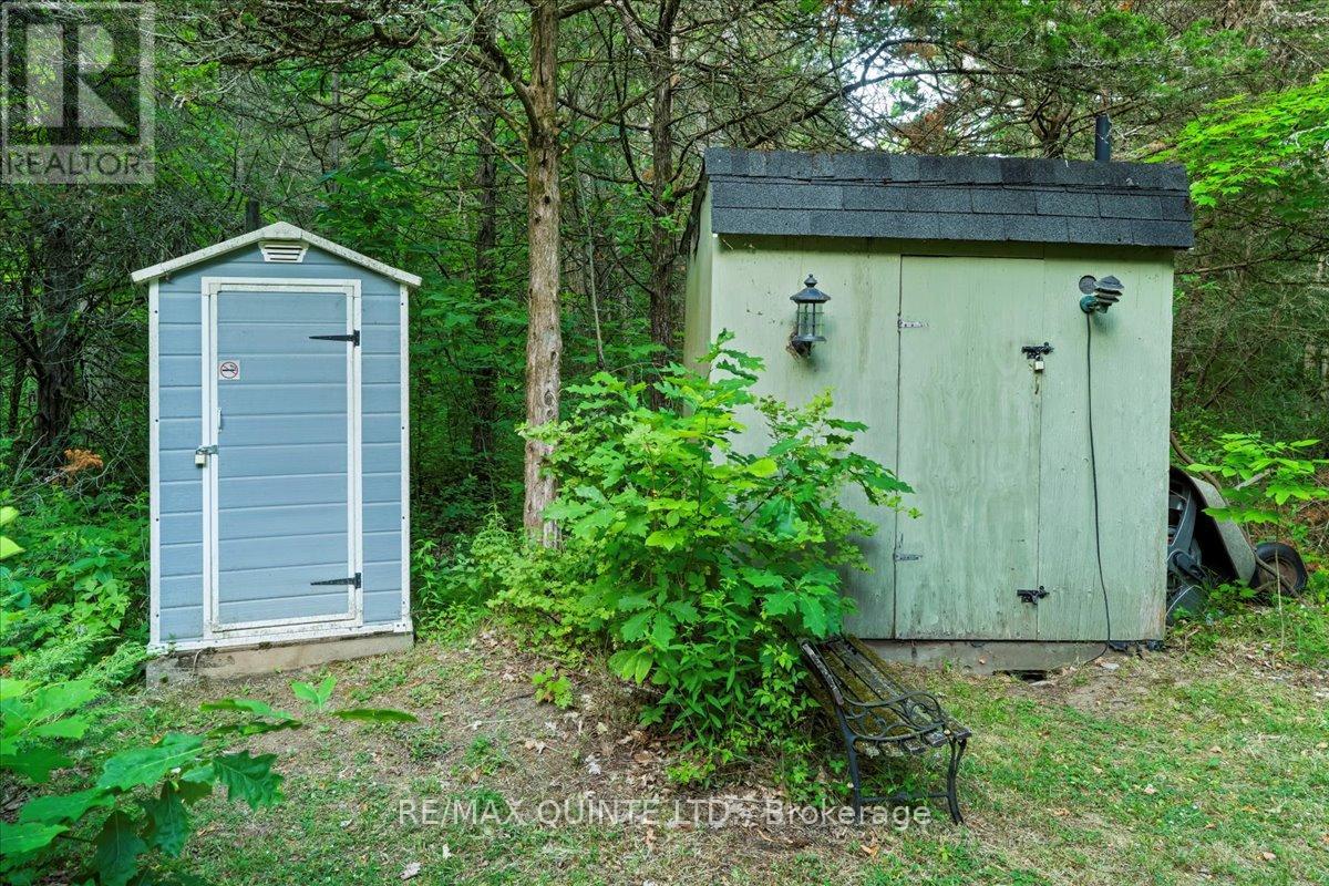 102 Dorenberg Lane, Prince Edward County, Ontario  K0K 2T0 - Photo 22 - X12249648