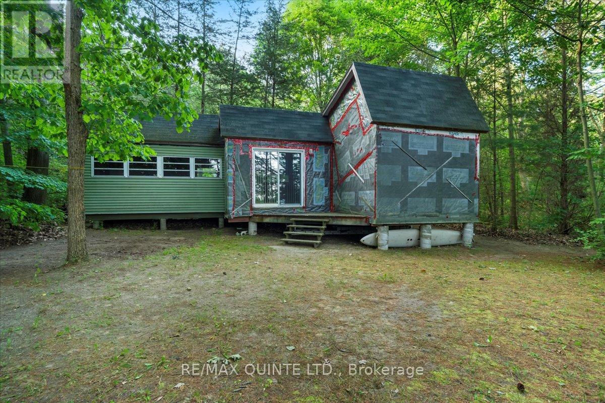 102 Dorenberg Lane, Prince Edward County, Ontario  K0K 2T0 - Photo 7 - X12249648
