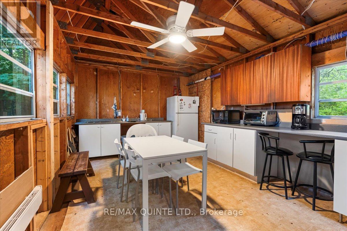 102 Dorenberg Lane, Prince Edward County, Ontario  K0K 2T0 - Photo 9 - X12249648