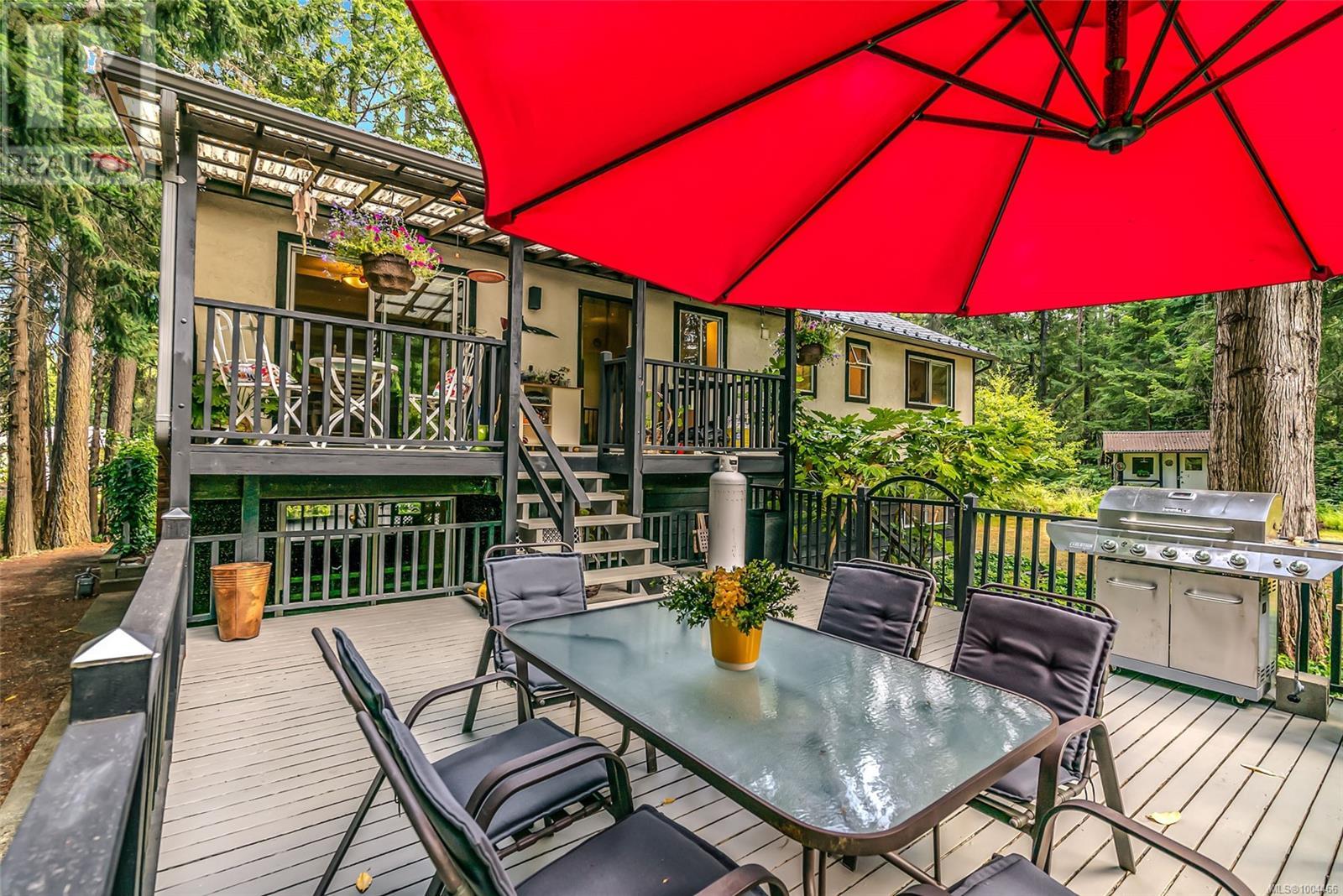 Property at 6863 Eastwind Dr image 2
