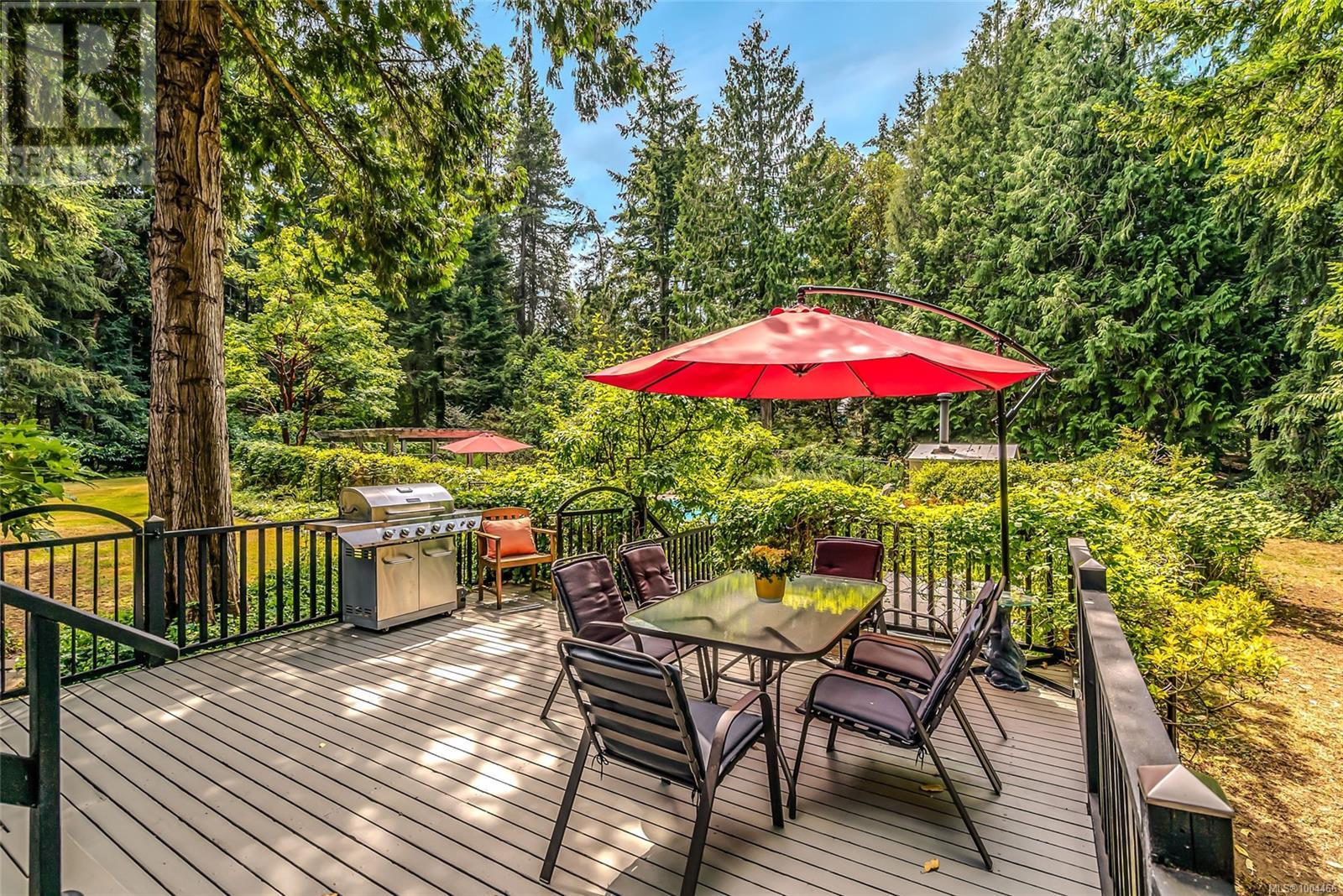 Property at 6863 Eastwind Dr image 3