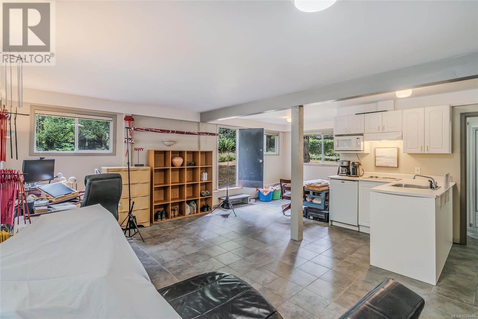 6863 Eastwind Dr, Lantzville, British Columbia  V0R 2H0 - Photo 50 - 1004466