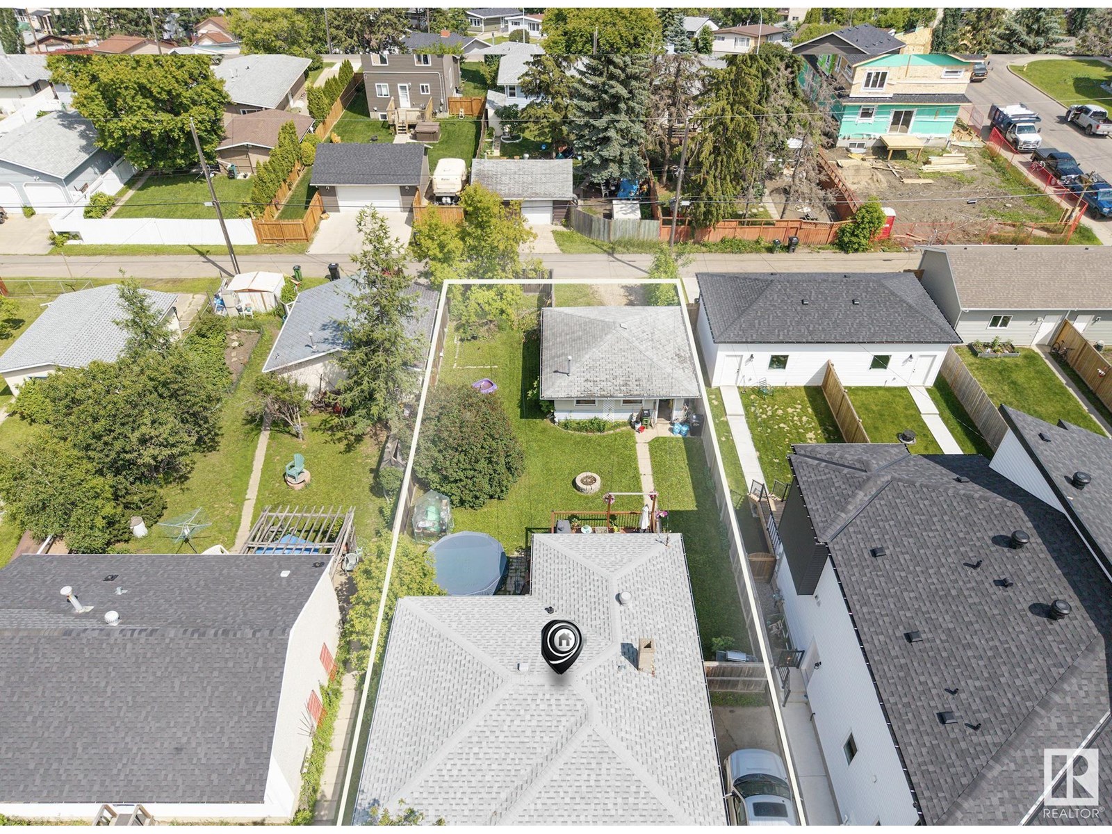 Property at 9111 151 ST NW image 3