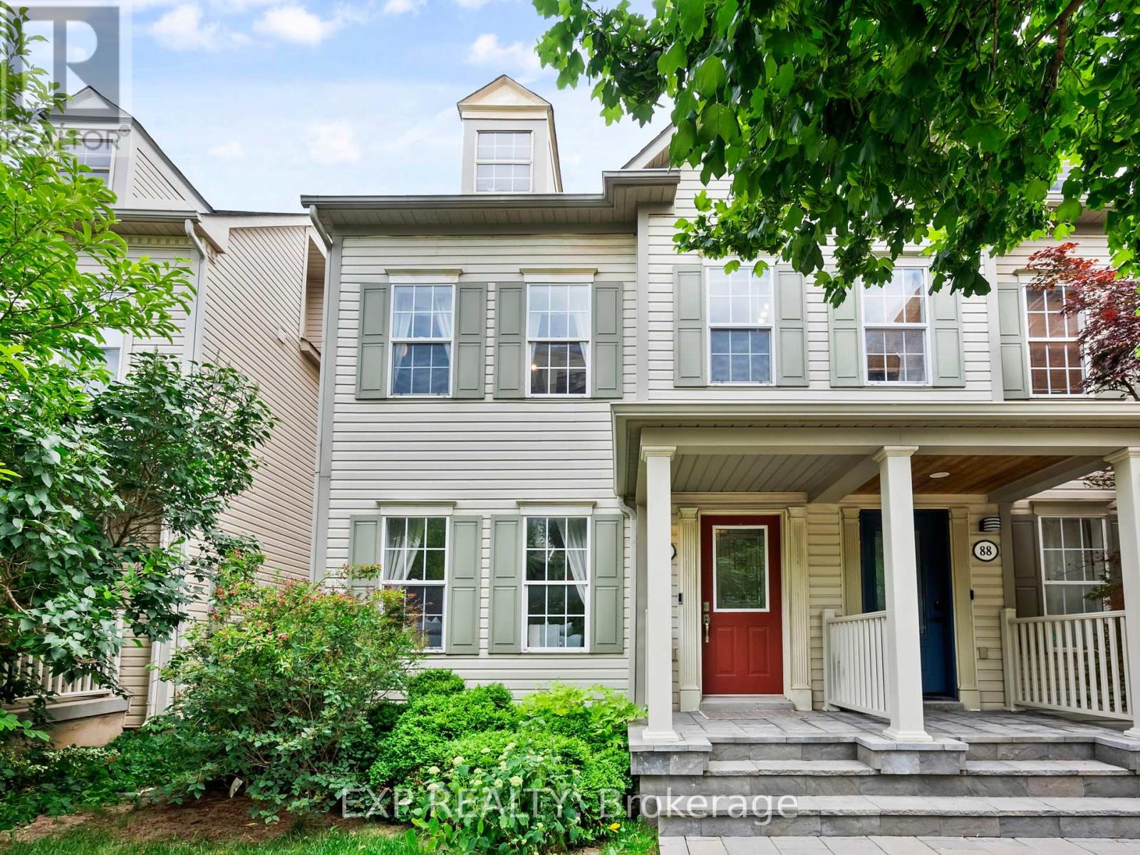 Property at 90 GEORGIAN DRIVE image 3