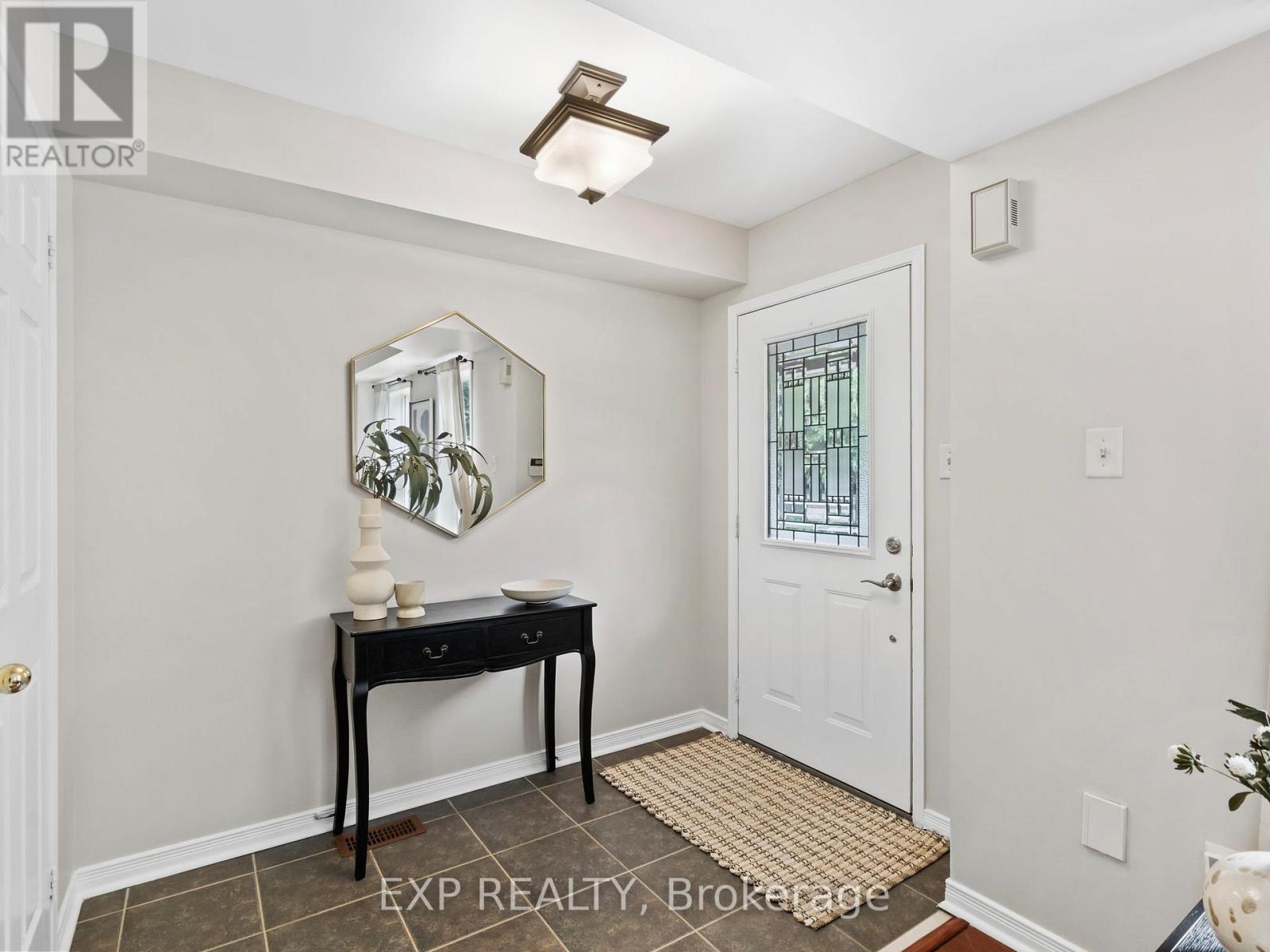 Property at 90 GEORGIAN DRIVE image 4