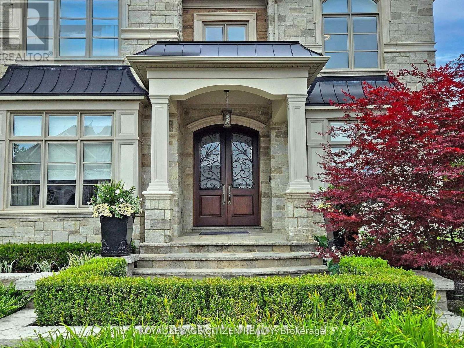 Property at 146 DEGREY DRIVE image 5