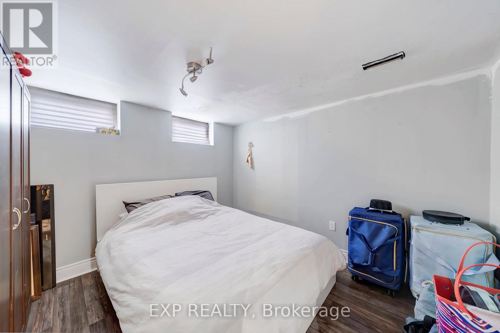 7589 Wilson Crescent, Niagara Falls, Ontario  L2G 4S3 - Photo 22 - X12249646