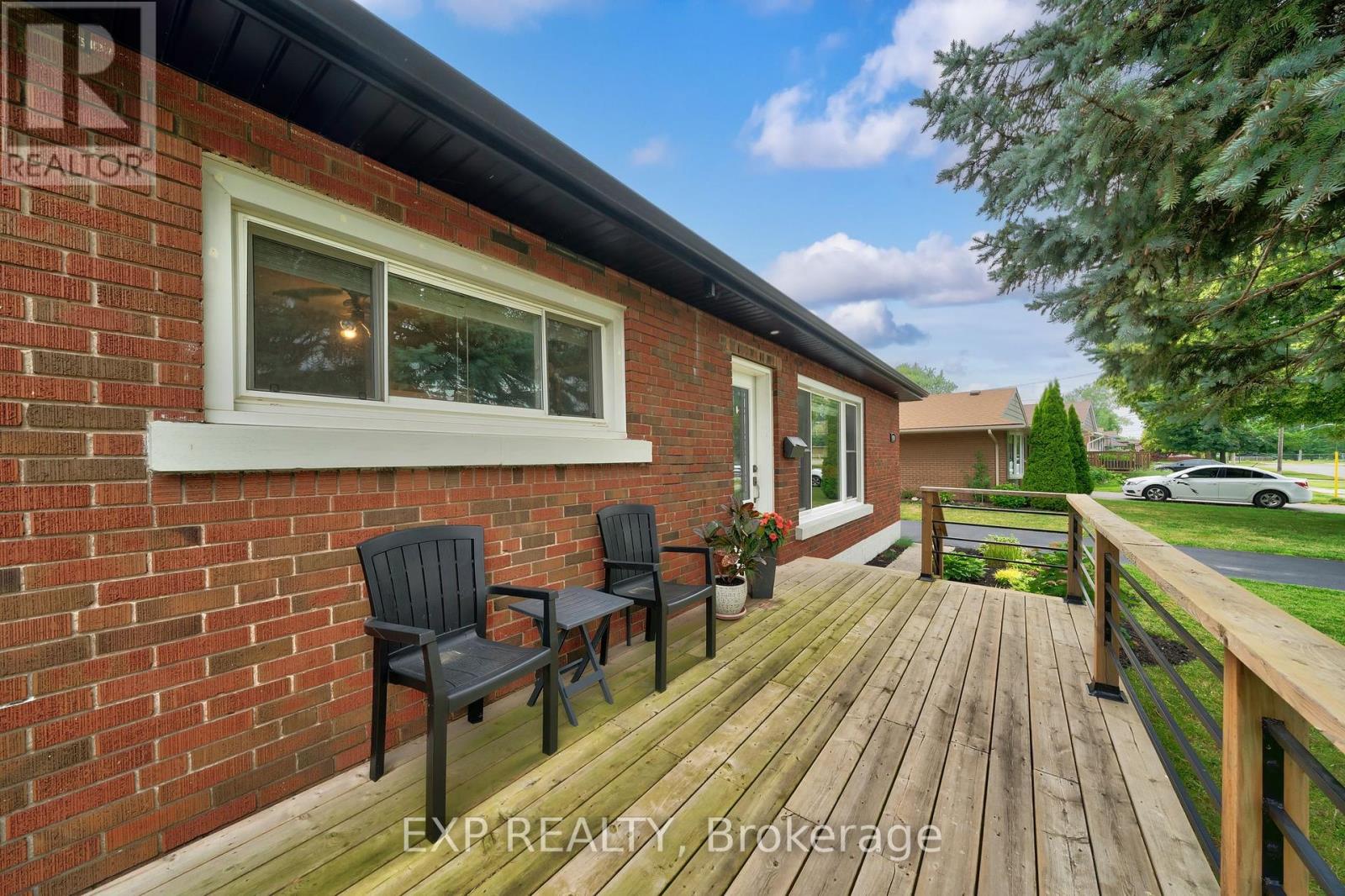 7589 Wilson Crescent, Niagara Falls, Ontario  L2G 4S3 - Photo 29 - X12249646