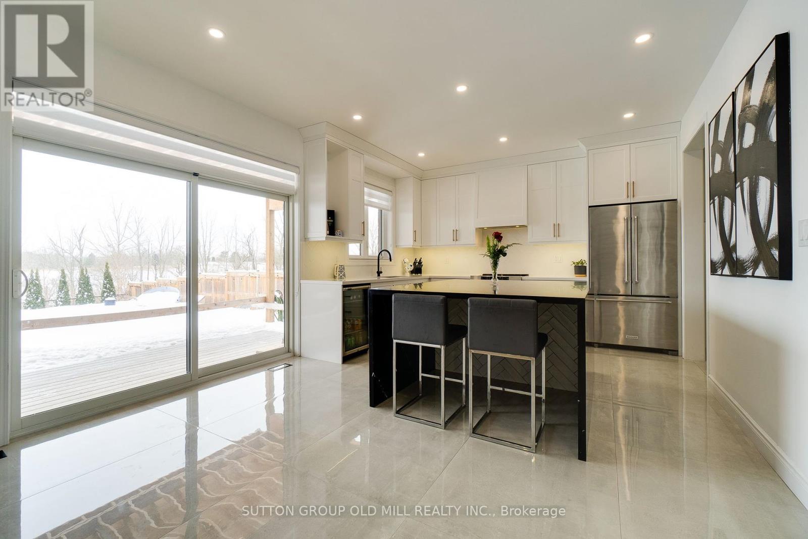 81 Larry Crescent, Haldimand, Ontario  N3W 0B2 - Photo 16 - X12249447
