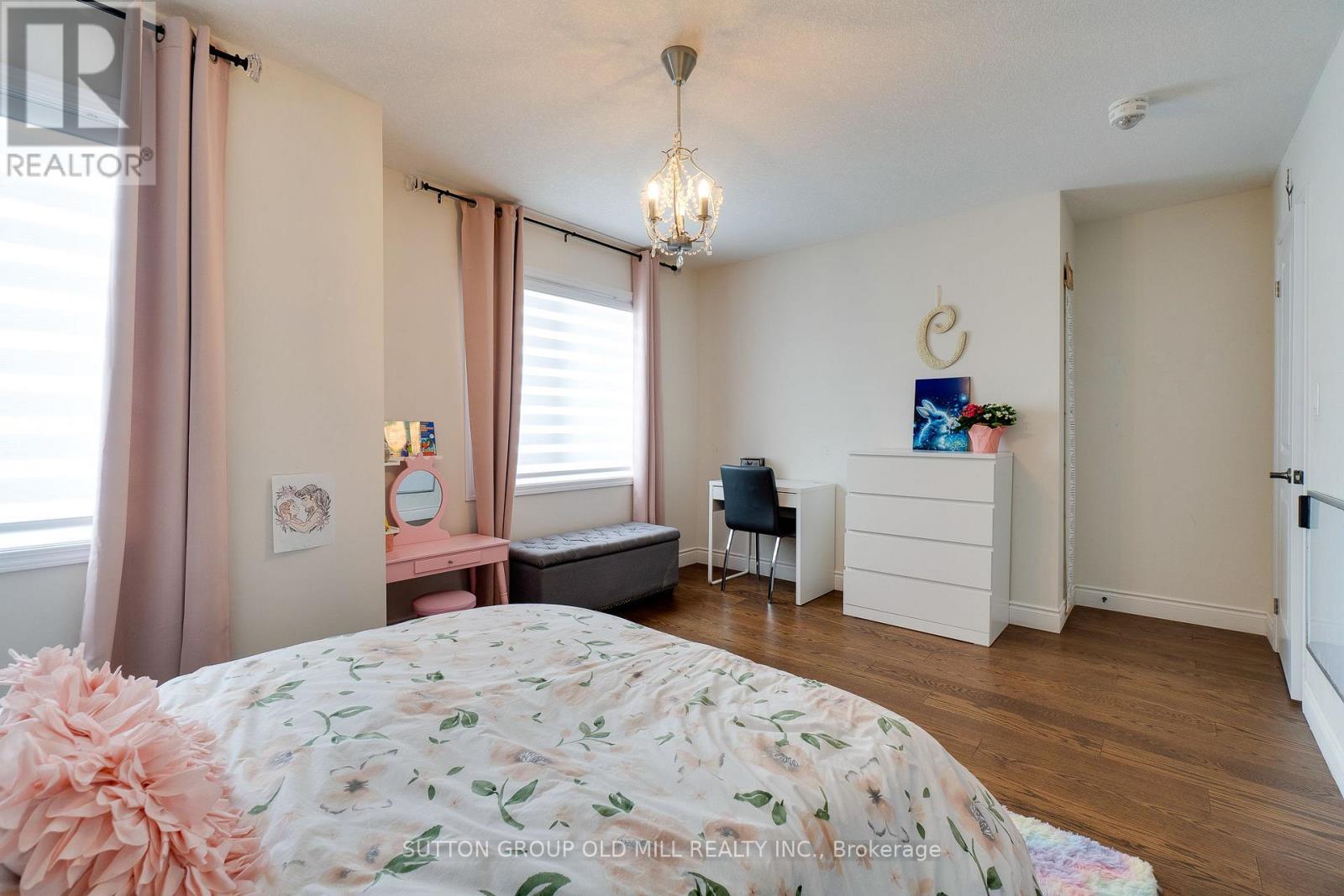 81 Larry Crescent, Haldimand, Ontario  N3W 0B2 - Photo 30 - X12249447
